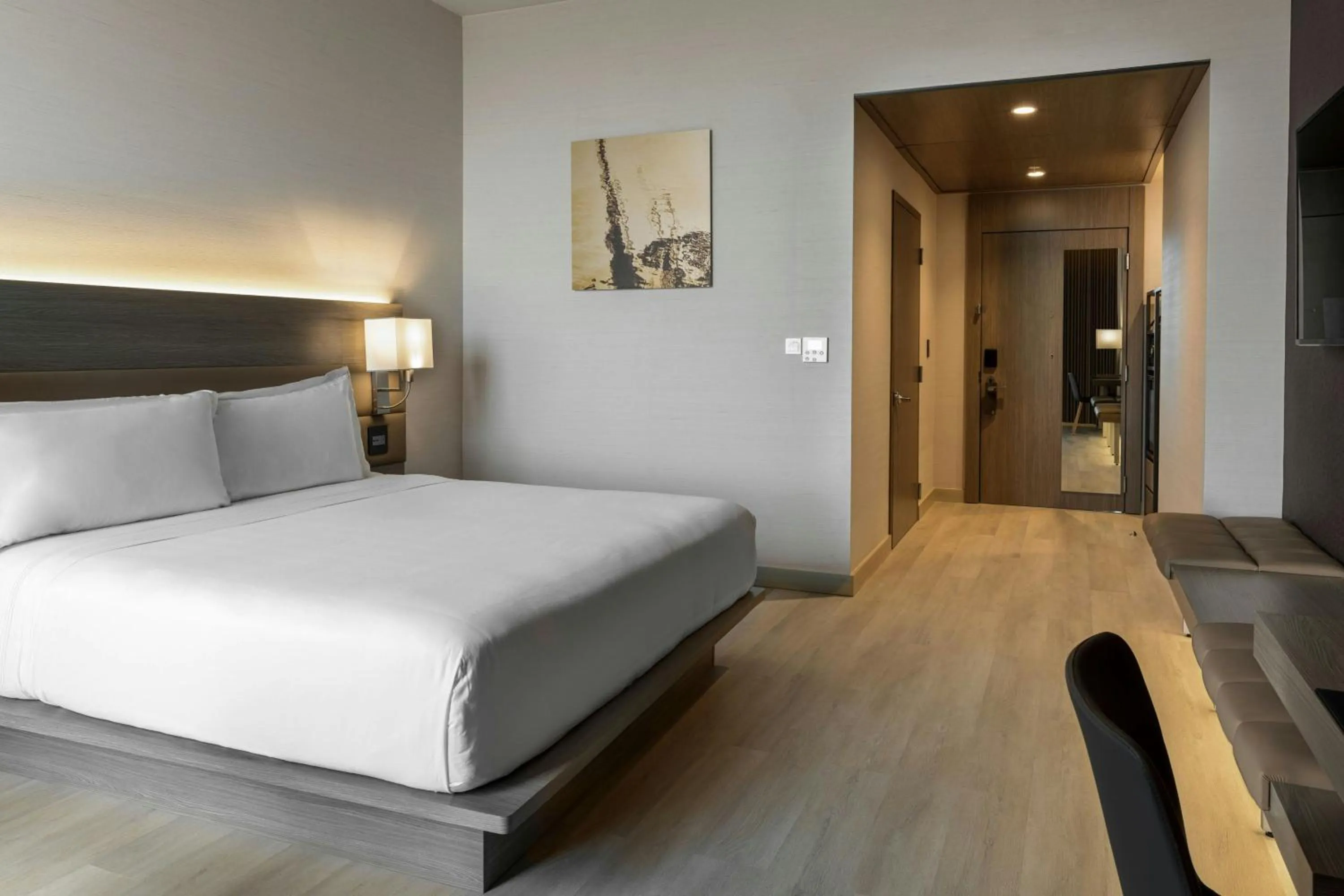 Photo of the whole room, Bed in AC Hotel San Jose Airport Belen