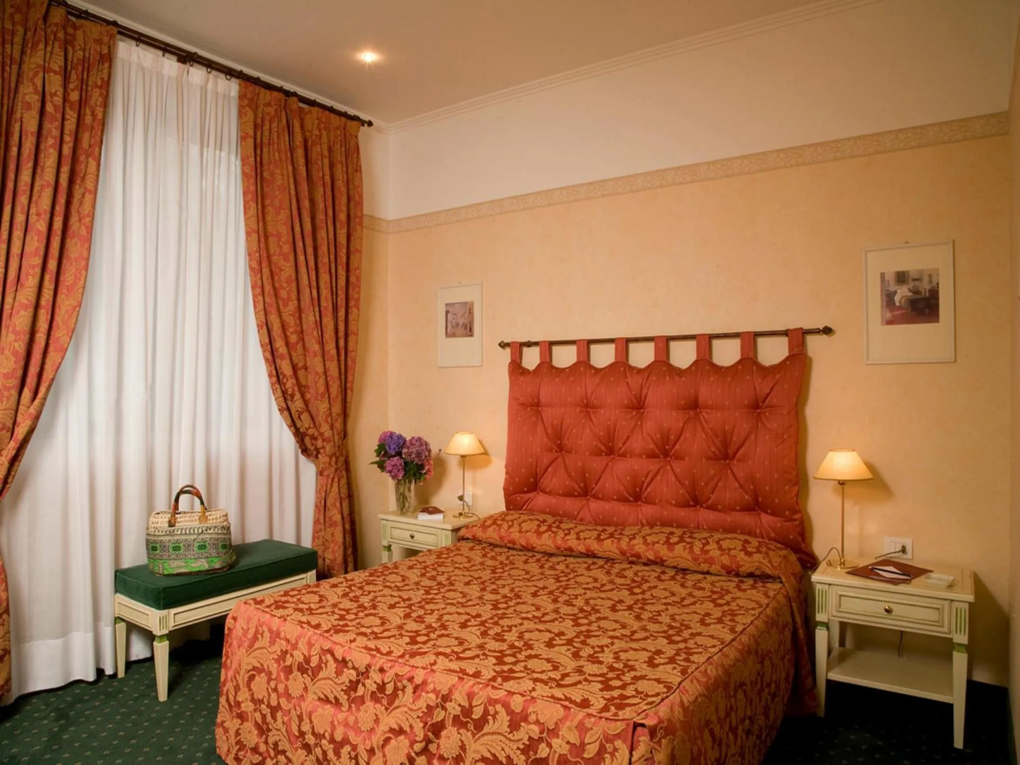 Photo of the whole room, Bed in Grand Hotel Majestic