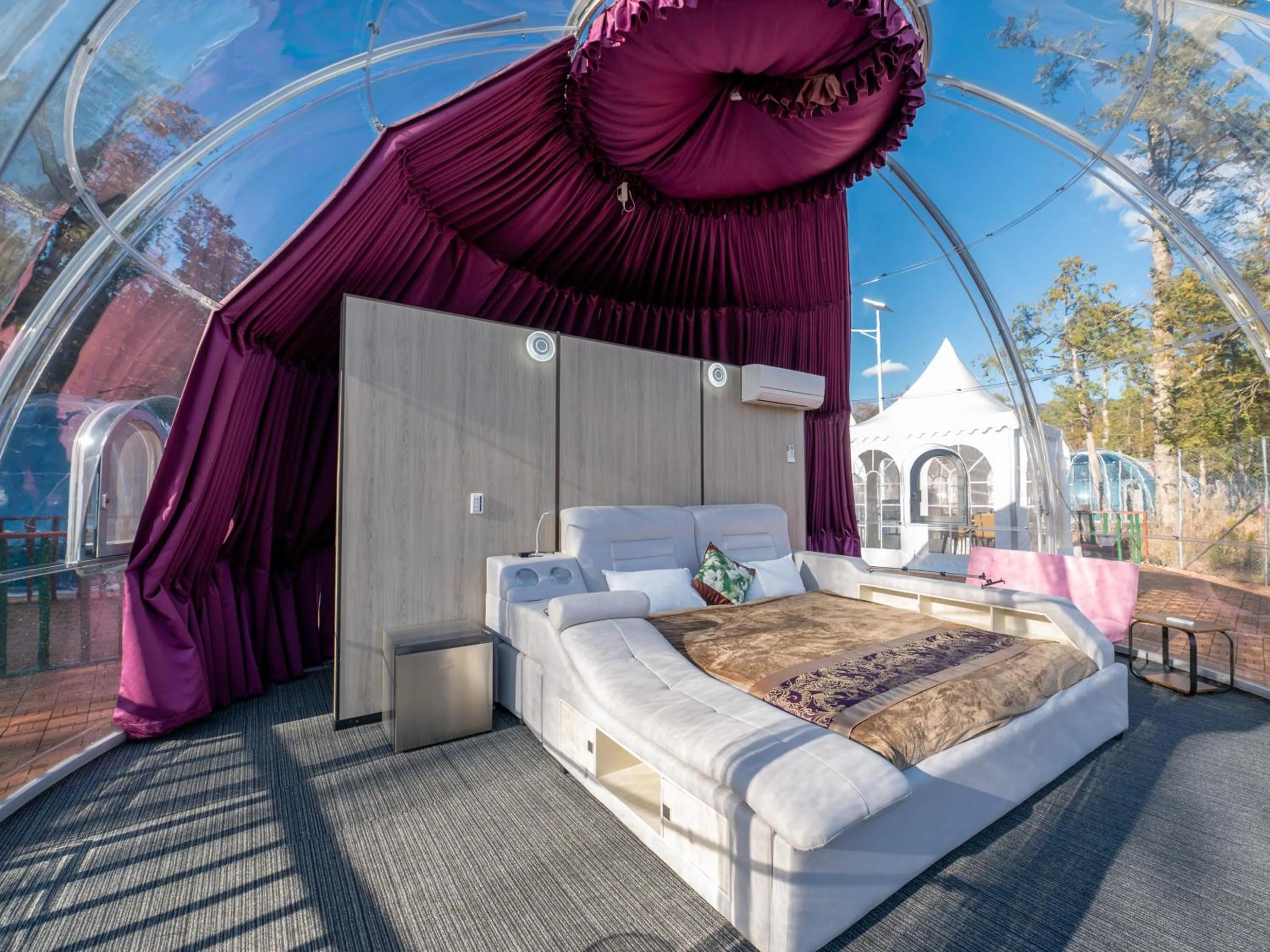 Photo of the whole room, Bed in Fuji Hoshizorano Mura Tabist