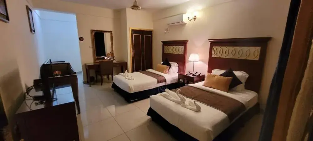 Twin Room - single occupancy in Ras Dika Hotel Twin Room - single occupancy in Ras Dika Hotel