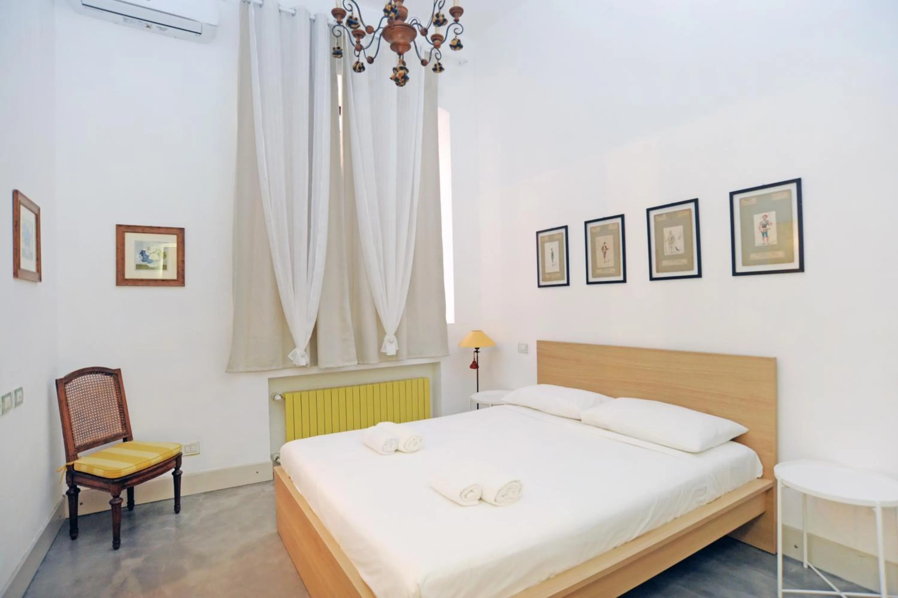 Bedroom, Bed in Sarpi Apartment