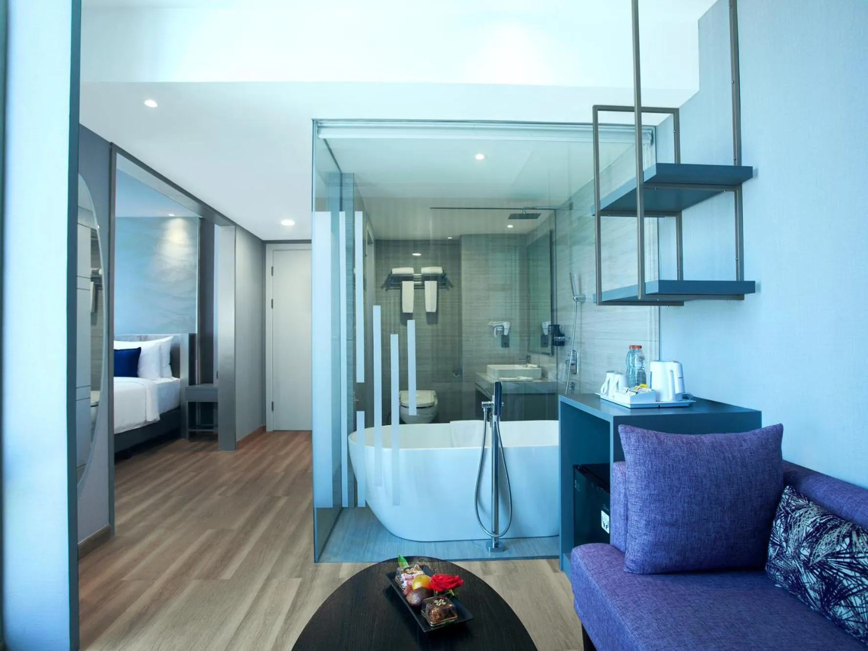 Living room, Bed in Platinum Hotel Tunjungan Surabaya