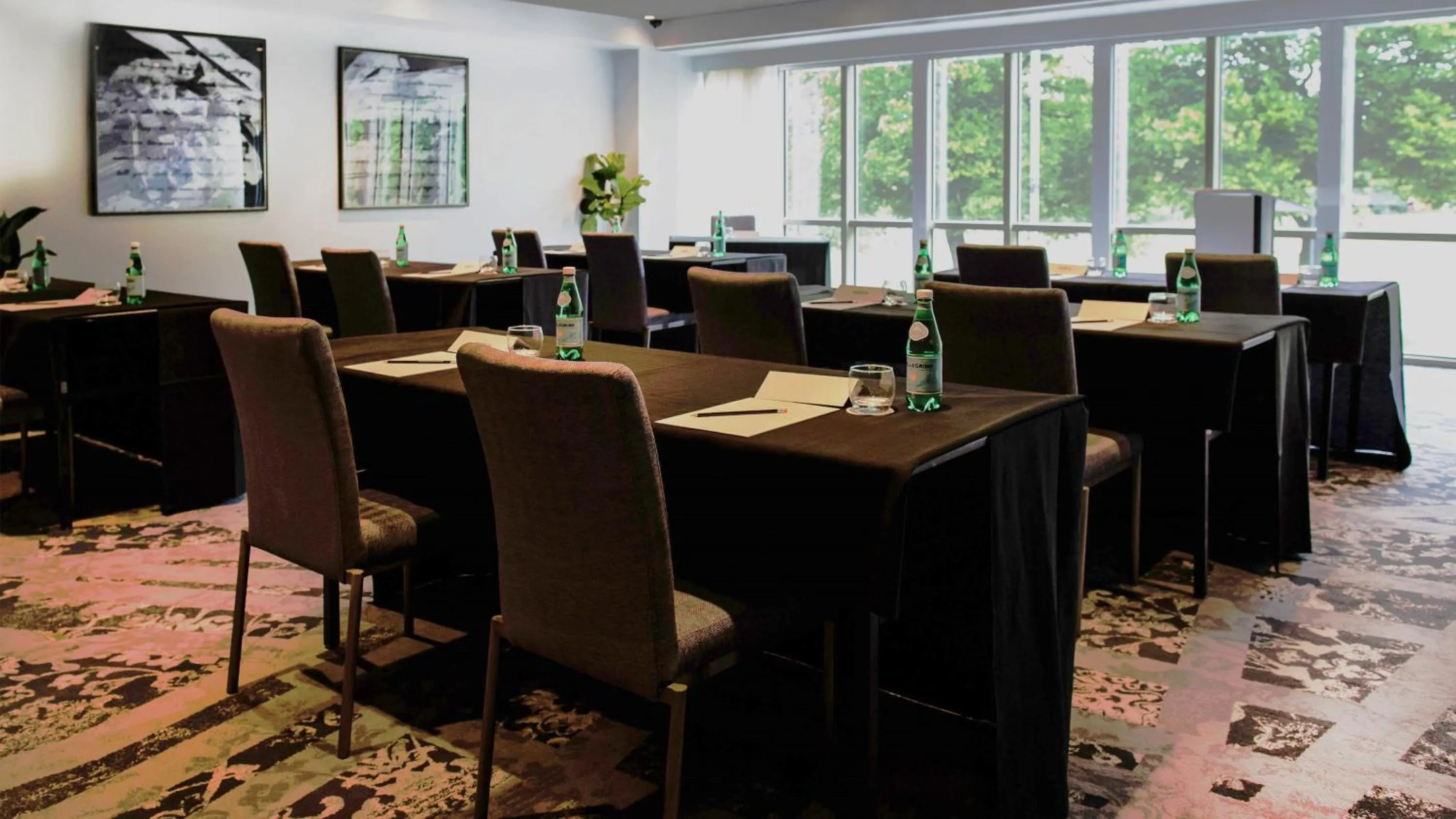 Meeting/conference room in voco Leicester by IHG