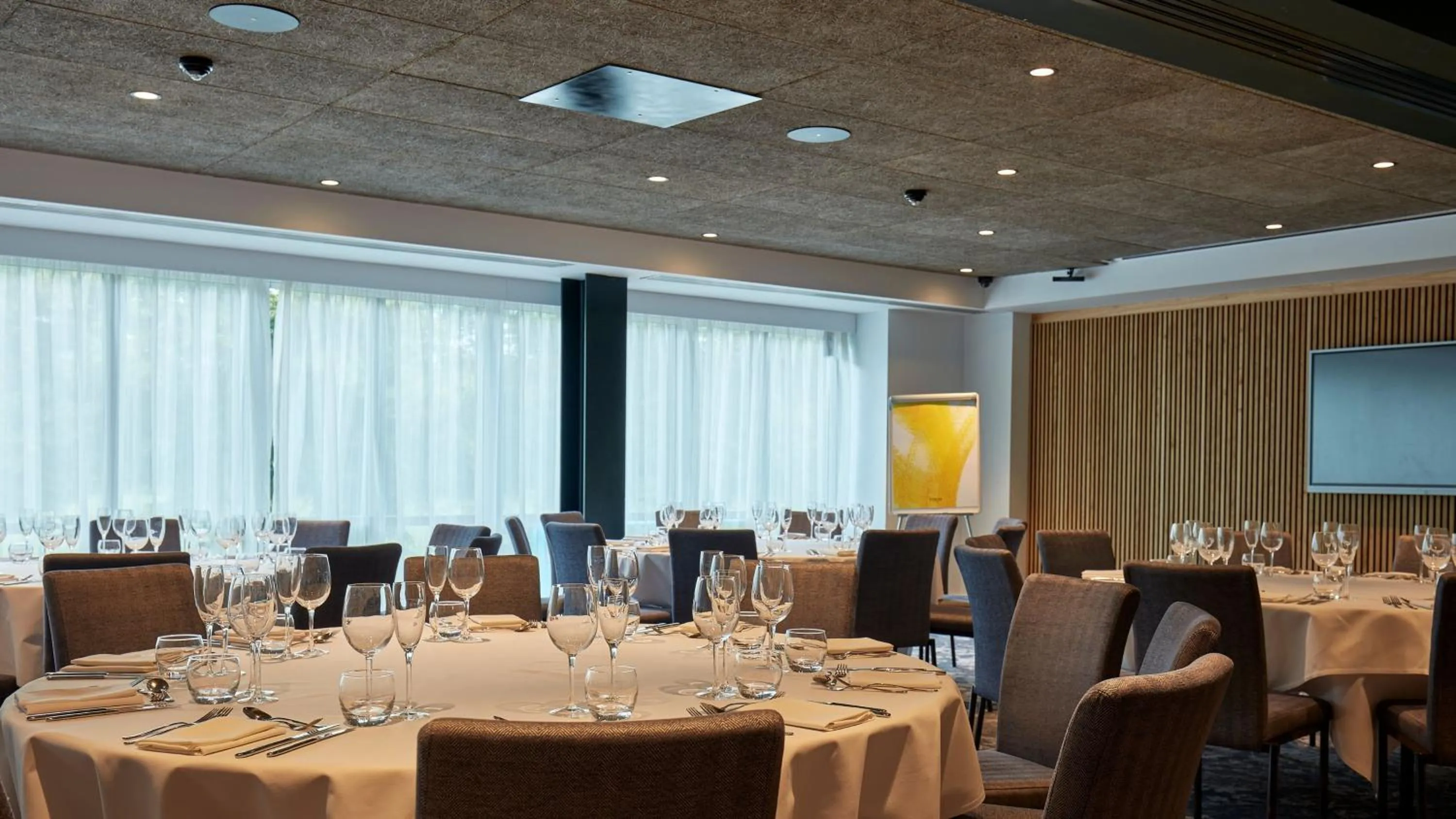 Meeting/conference room in voco Leicester by IHG