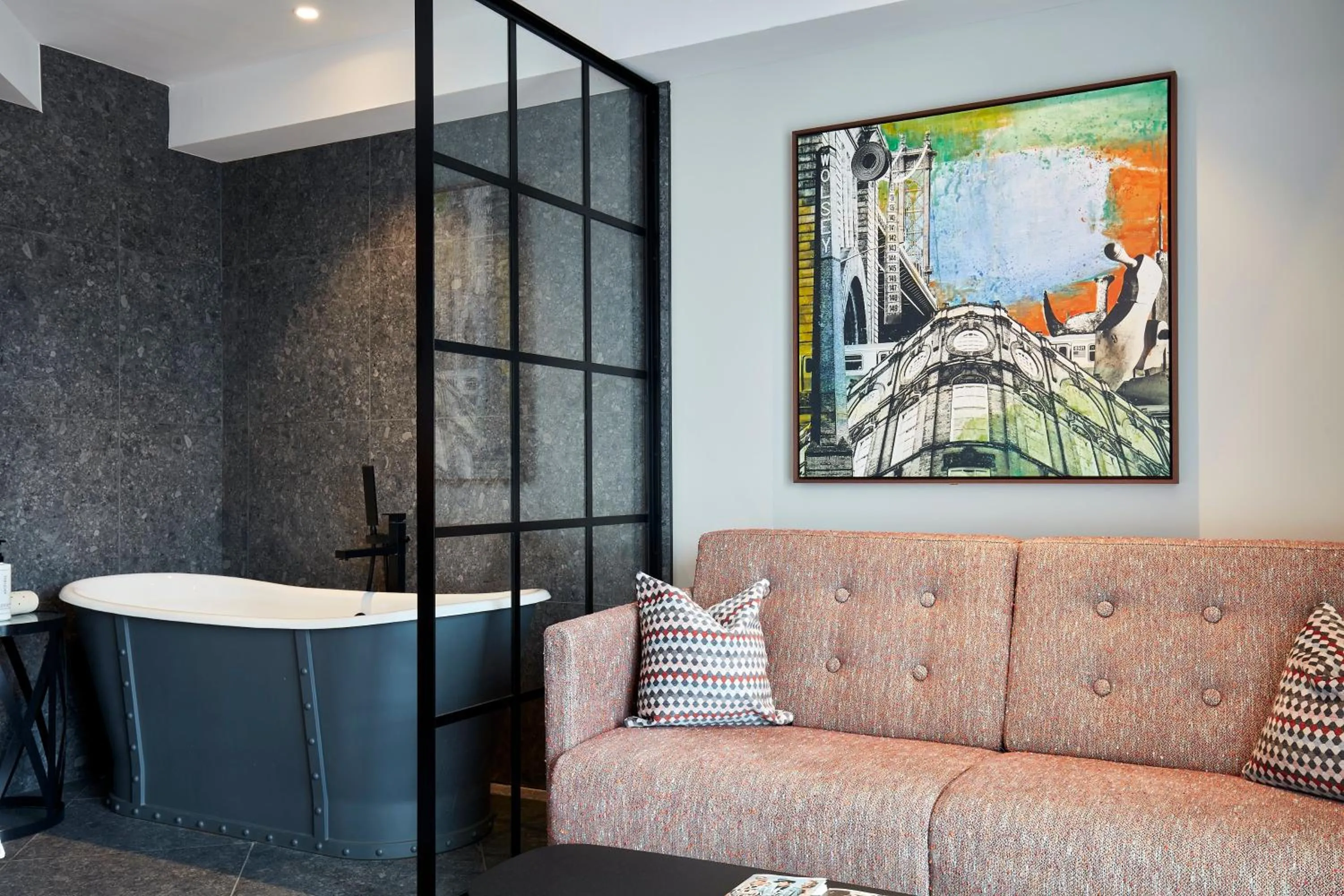 Photo of the whole room in voco Leicester by IHG