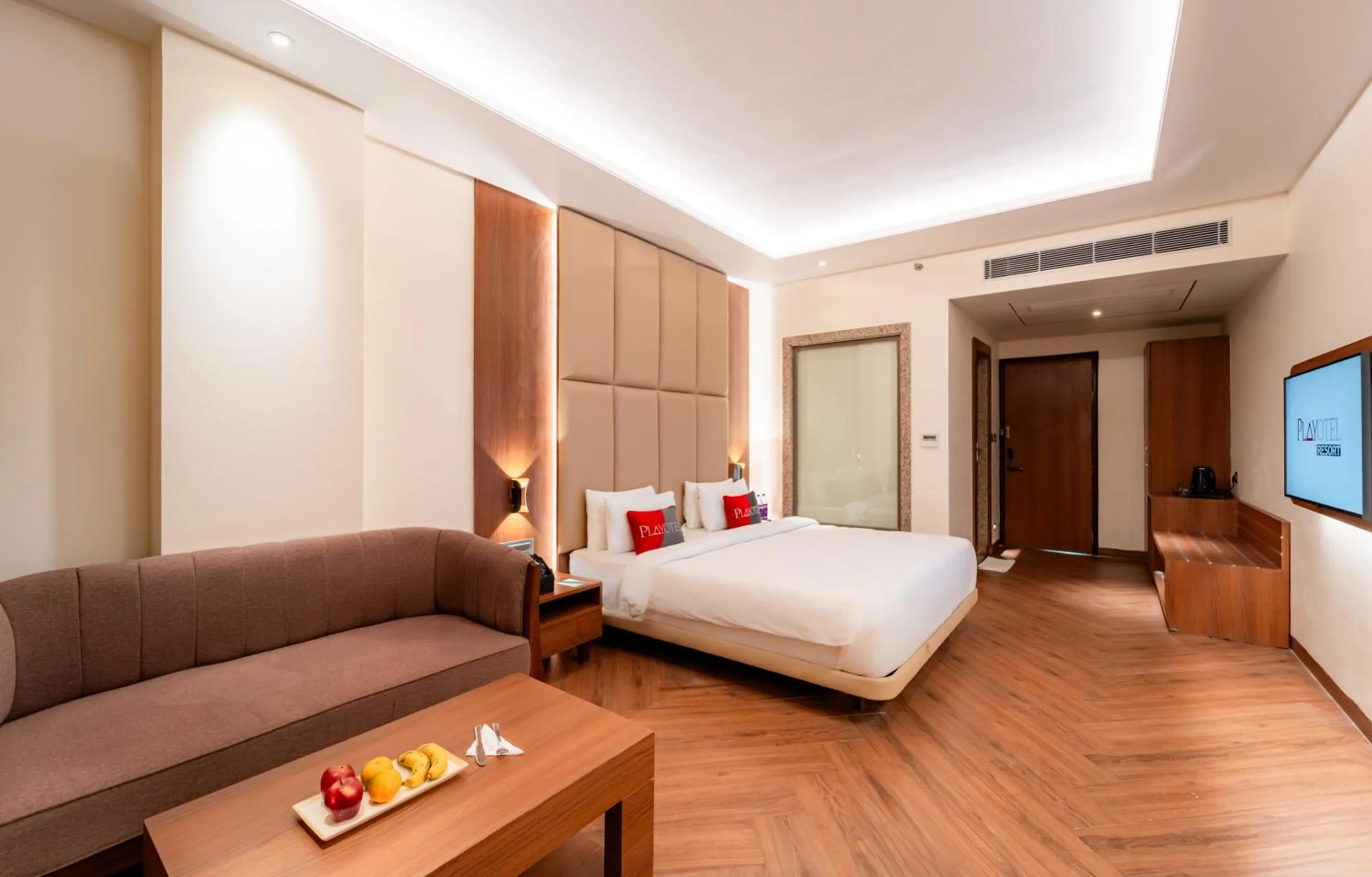 Bed in Playotel Resort Bhopal