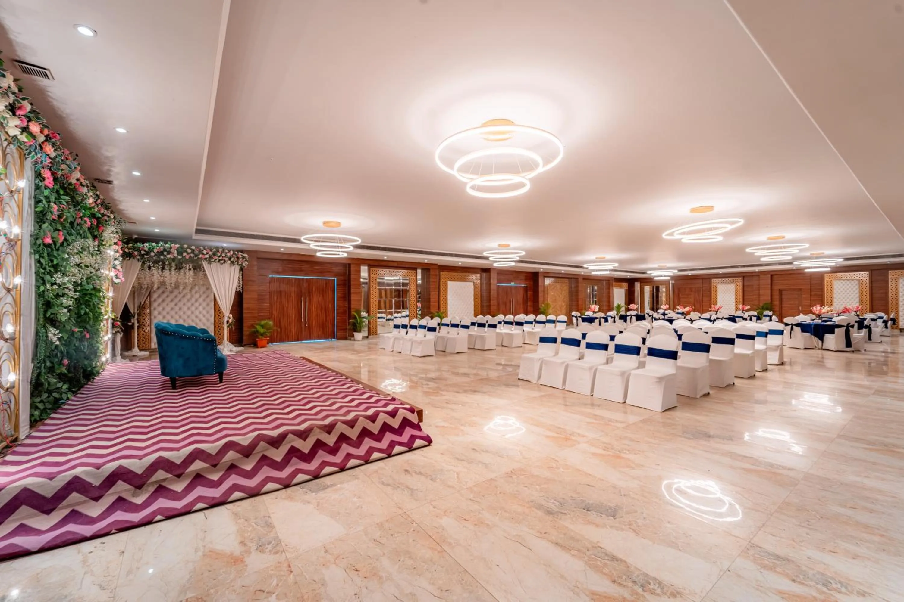 Banquet/Function facilities in Playotel Resort Bhopal