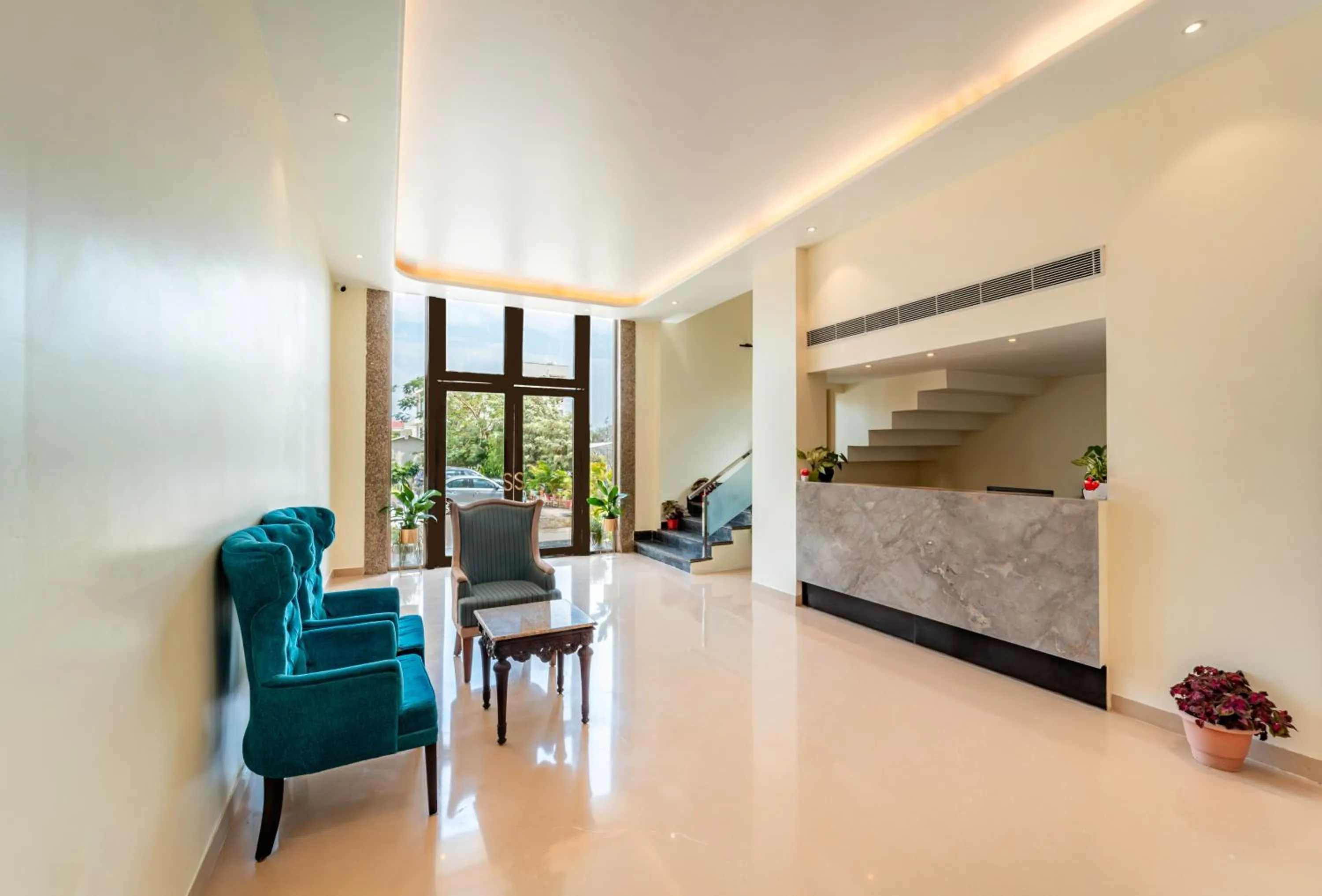 Lobby or reception in Playotel Resort Bhopal