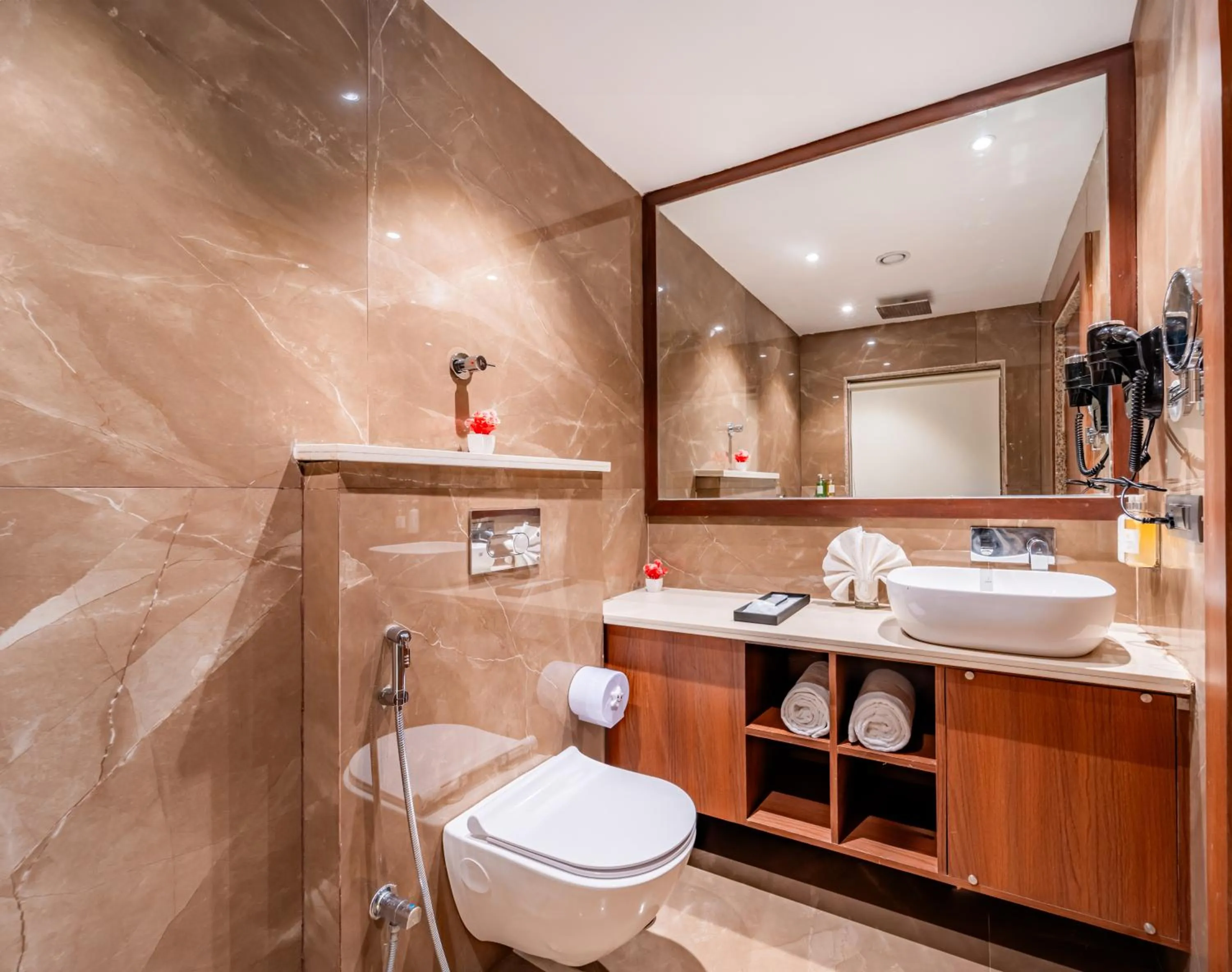 Toilet in Playotel Resort Bhopal