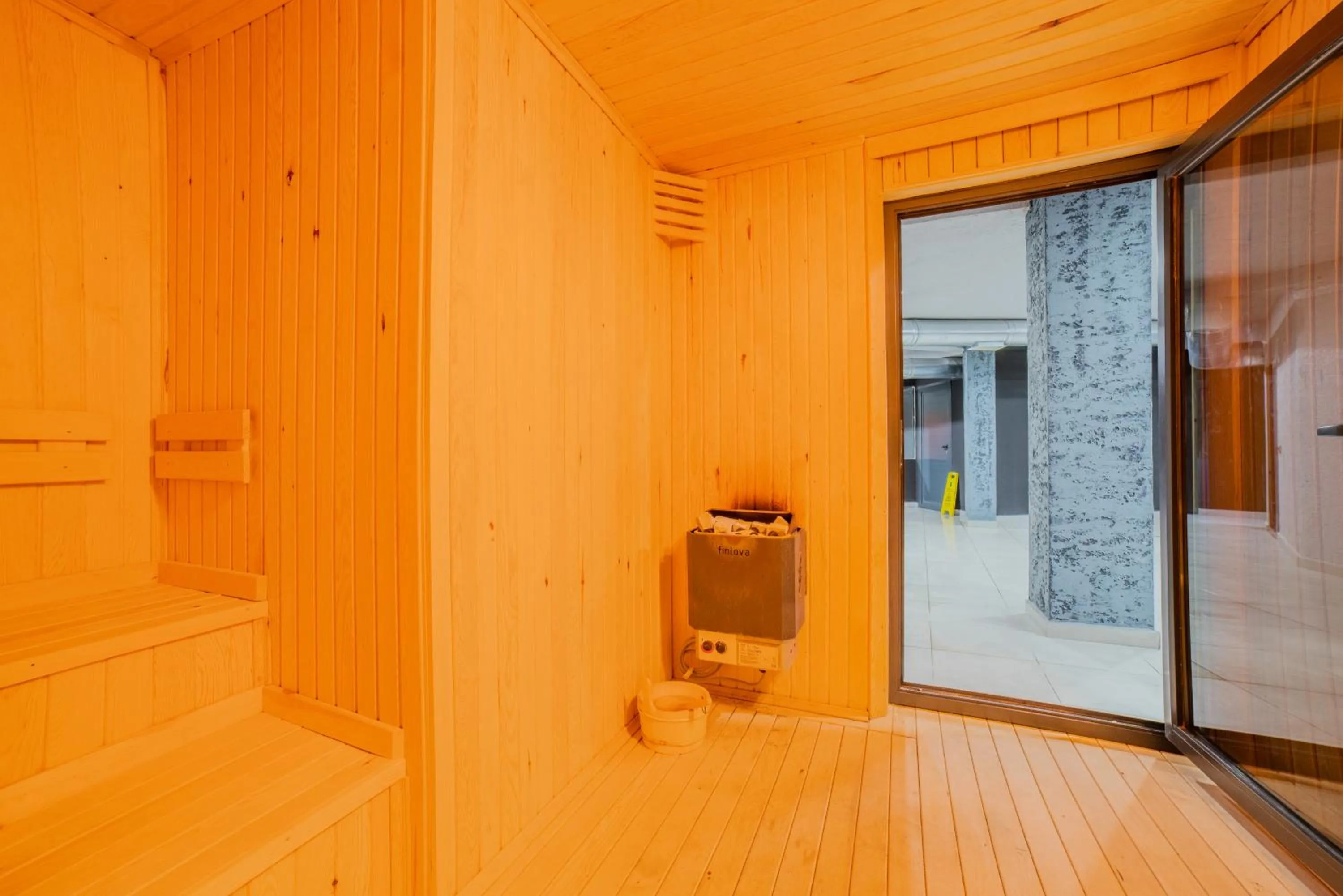 Sauna in City Moonlight Apart Hotel