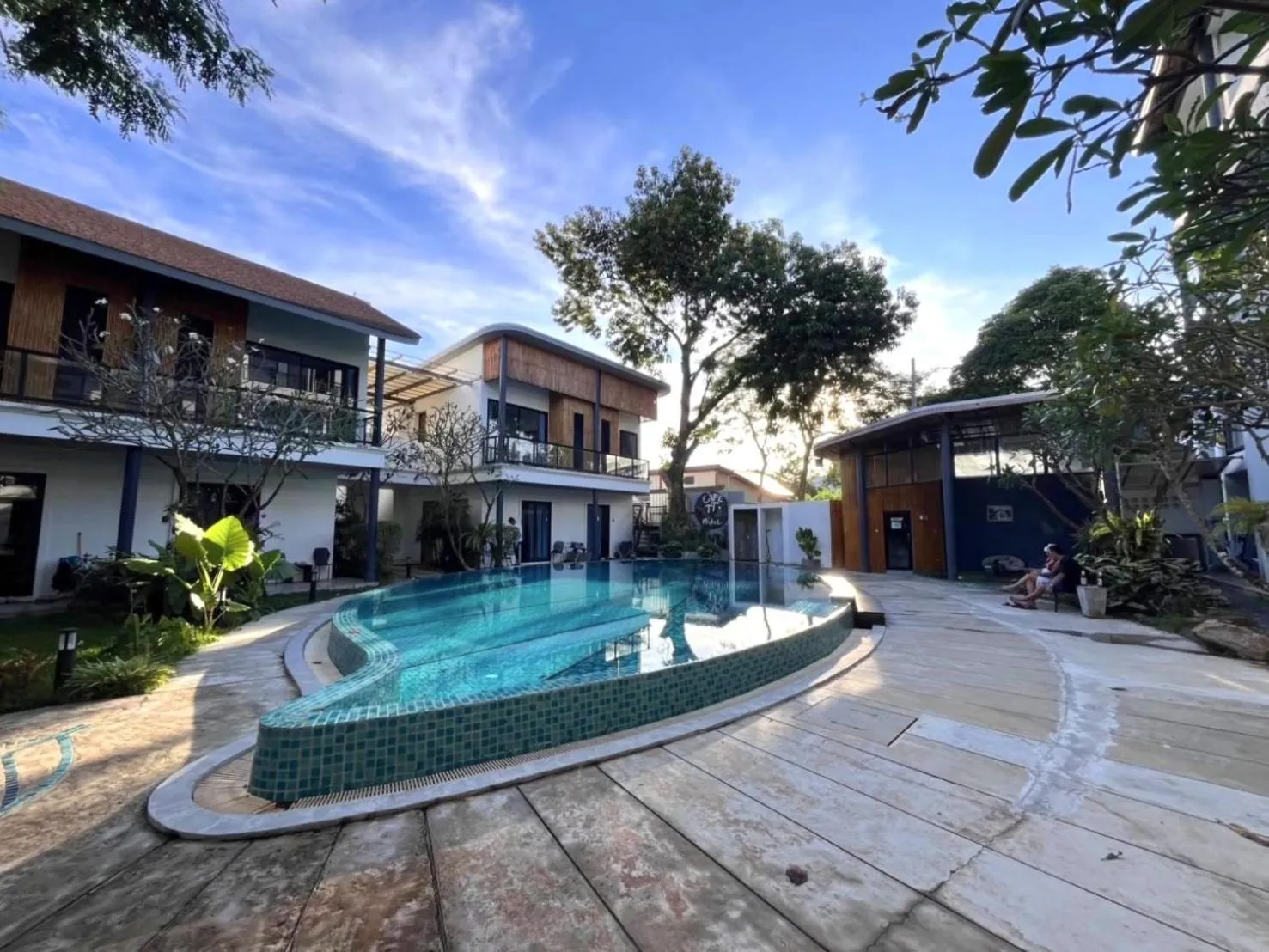 Swimming pool in Z&Z Resort