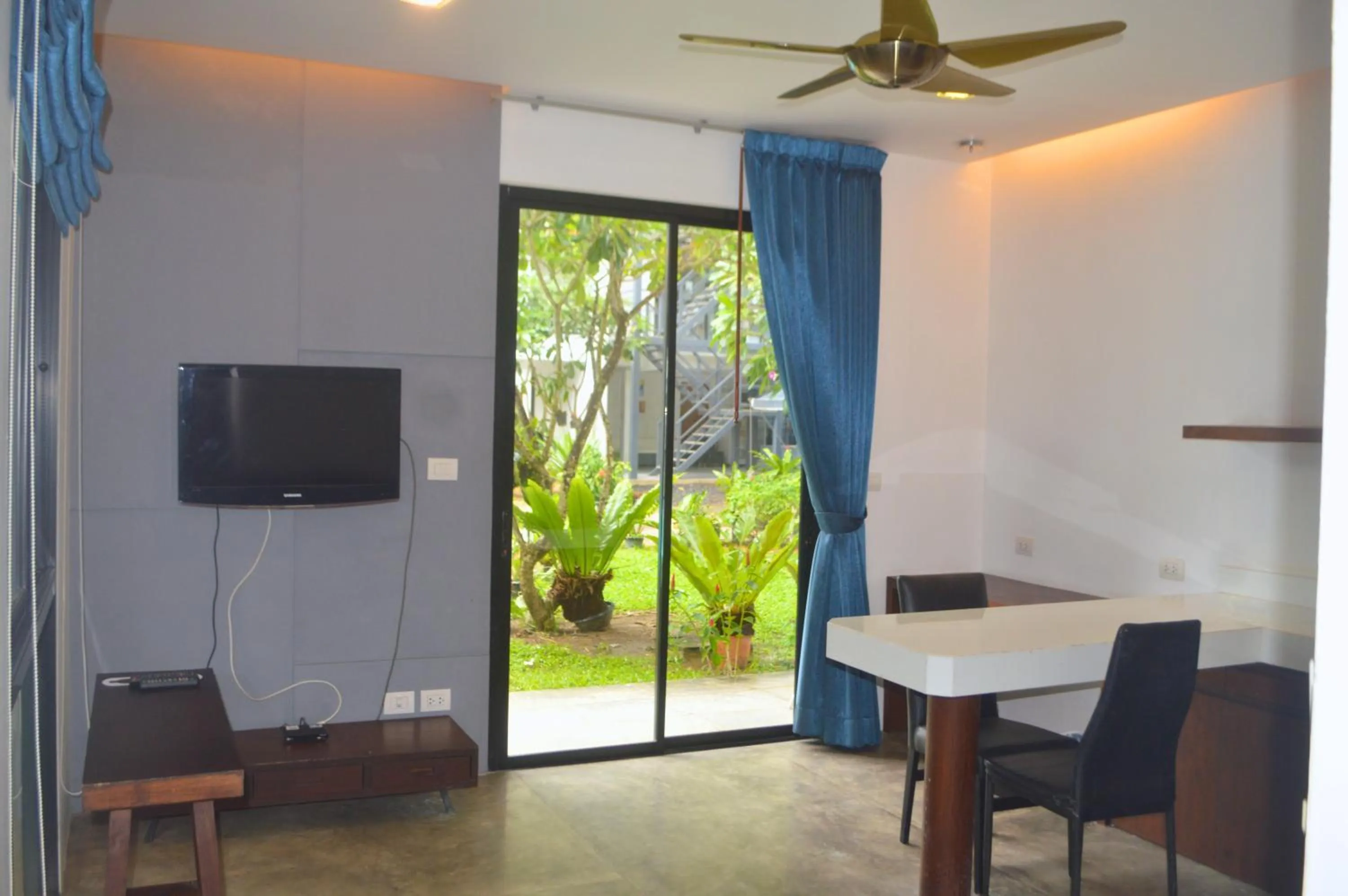 TV and multimedia in Z&Z Resort