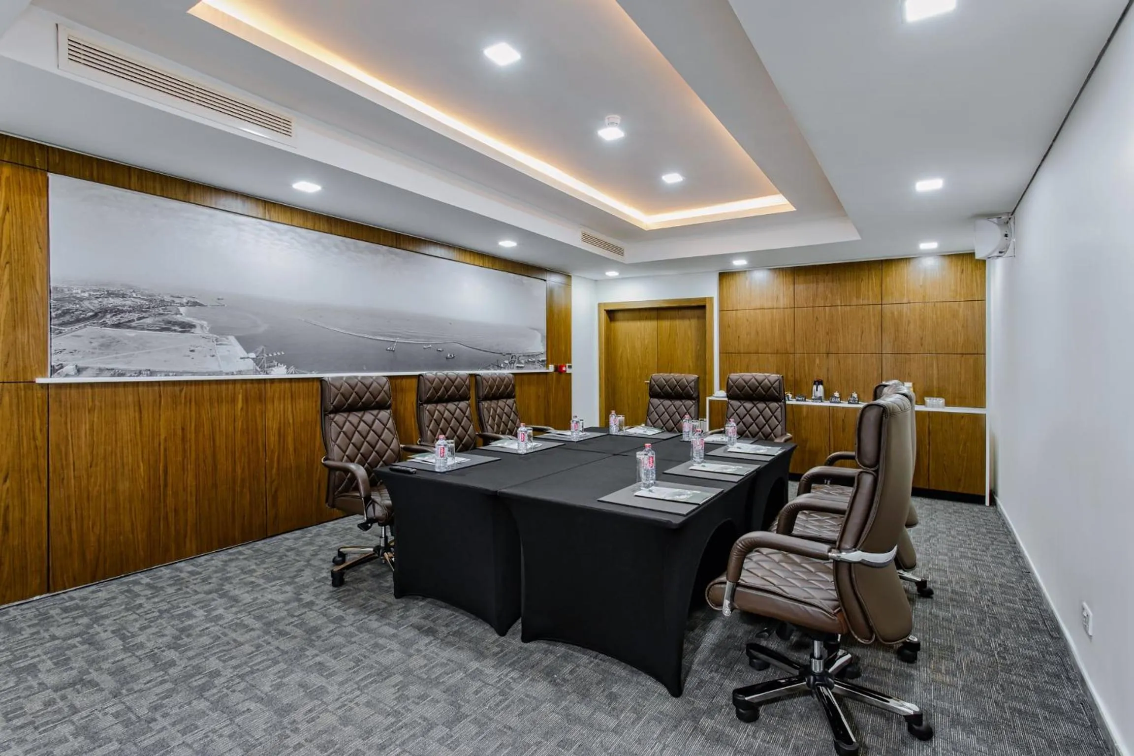 Meeting/conference room in Alisa Hotel Tema