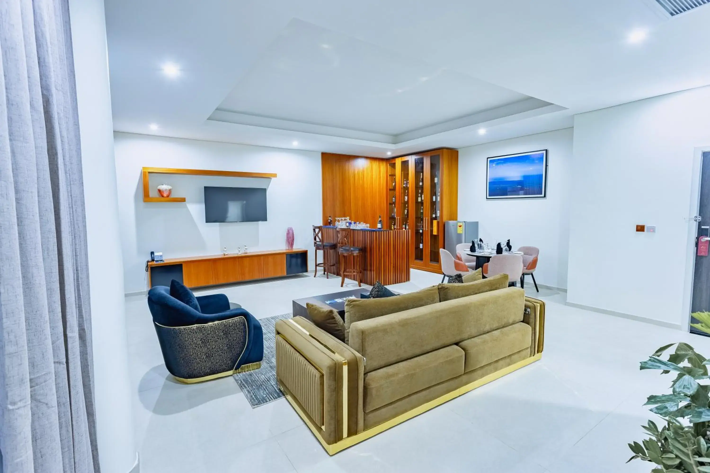 Ebony Suite - single occupancy in Alisa Hotel Tema Ebony Suite - single occupancy in Alisa Hotel Tema