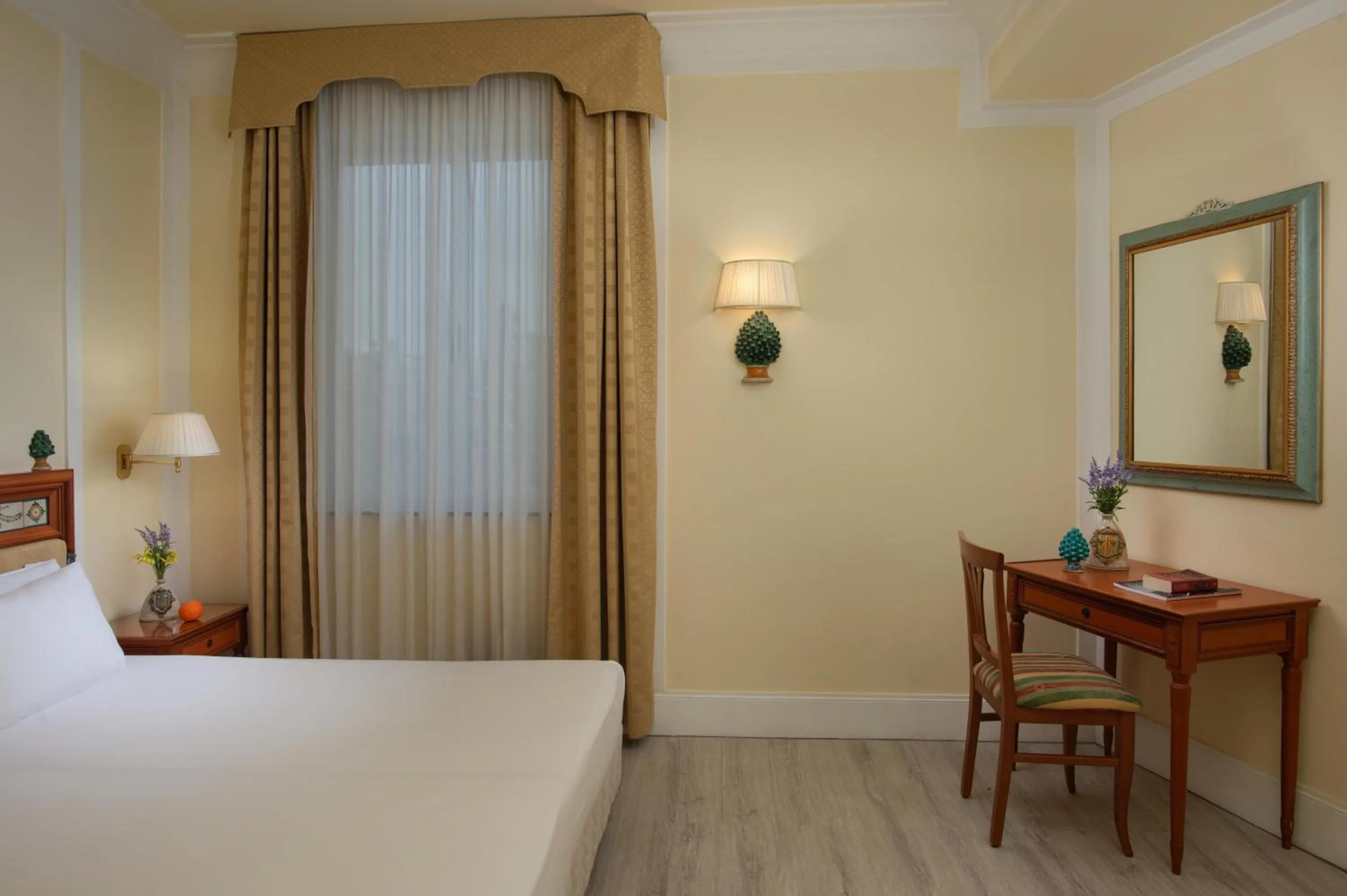 Bedroom, Bed in NH Caltagirone Villa San Mauro