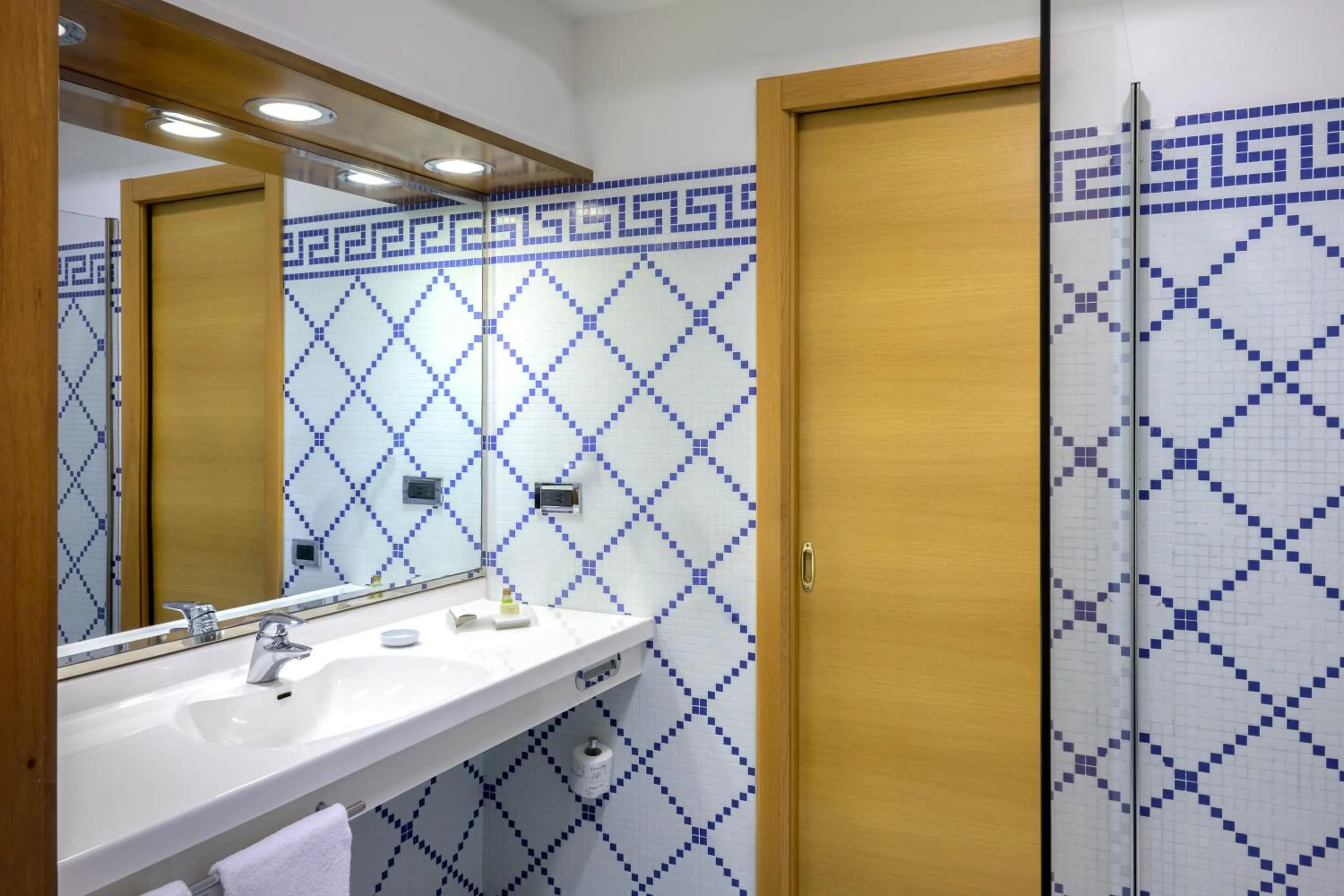 Bathroom in Hotel Ilaria