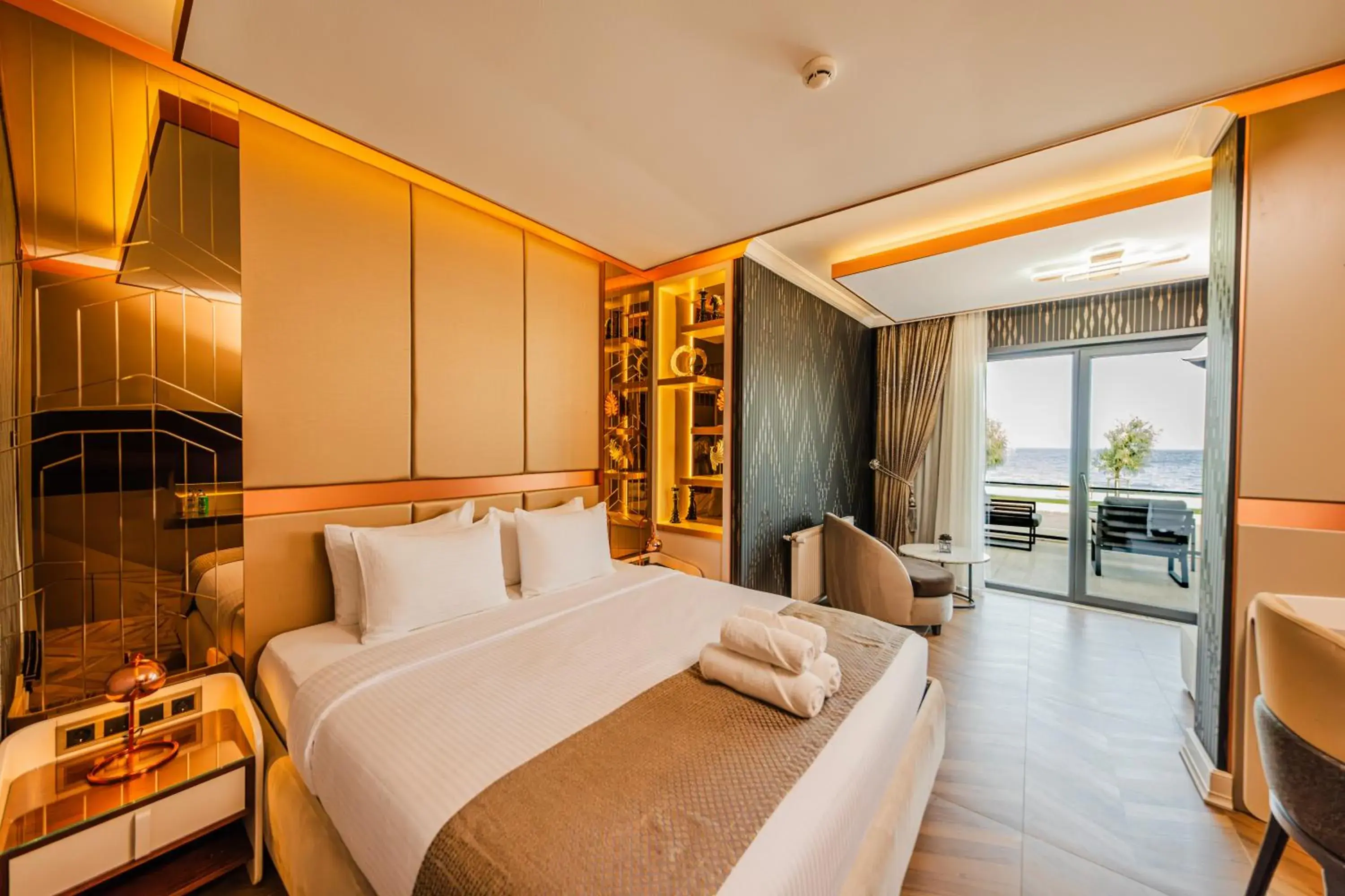 Suite with Sea View in MQ Hotel Suites & SPA Suite with Sea View in MQ Hotel Suites & SPA