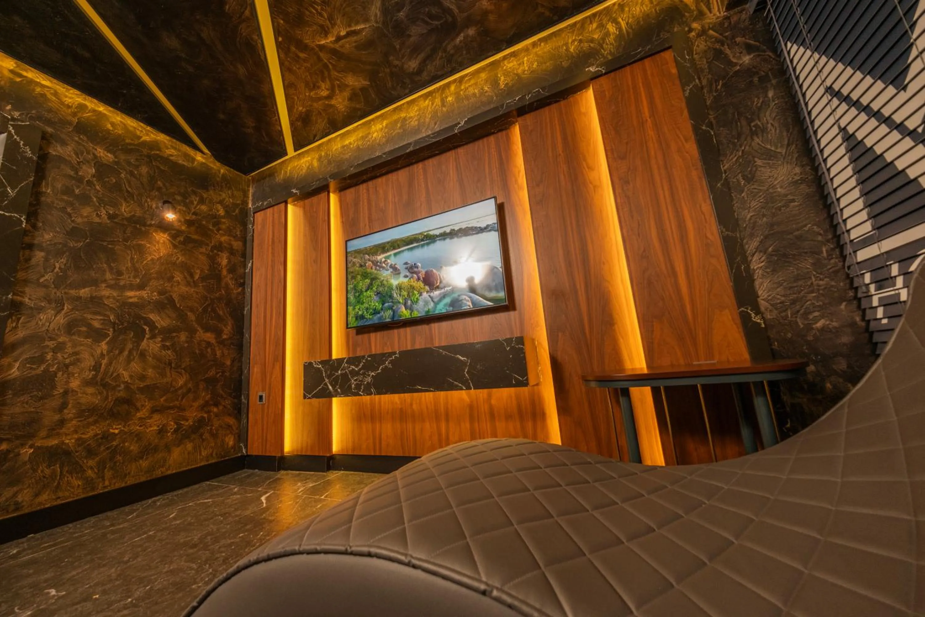 Spa and wellness centre/facilities in MQ Hotel Suites & SPA