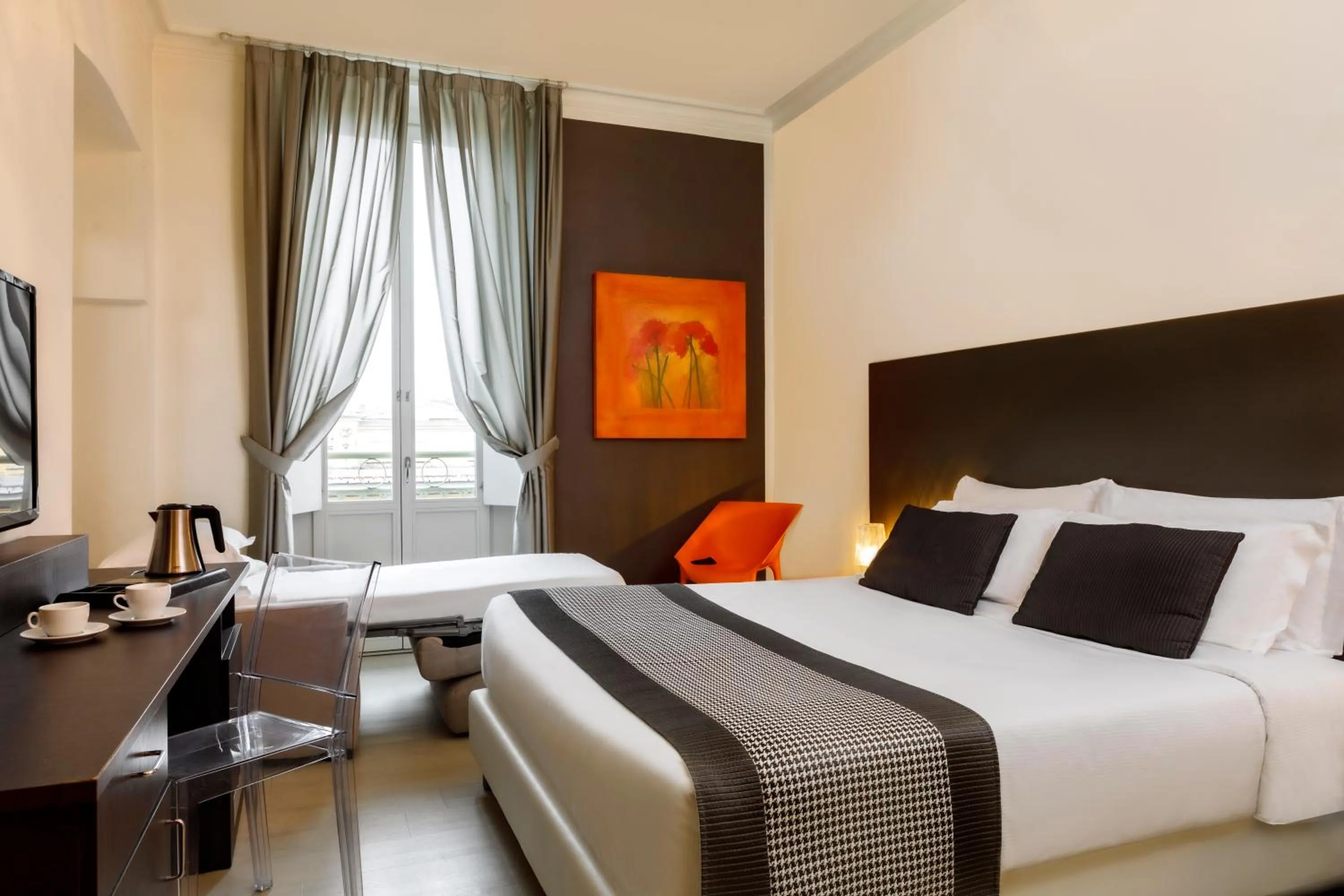 Photo of the whole room, Bed in Best Western Plus Royal Superga Hotel