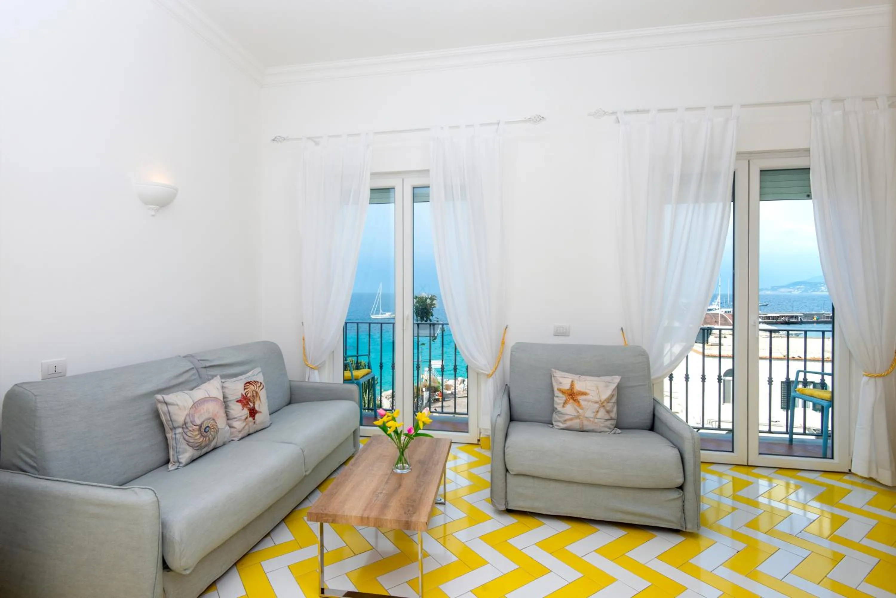 Living room in Relais Maresca Luxury Small Hotel & Terrace Restaurant