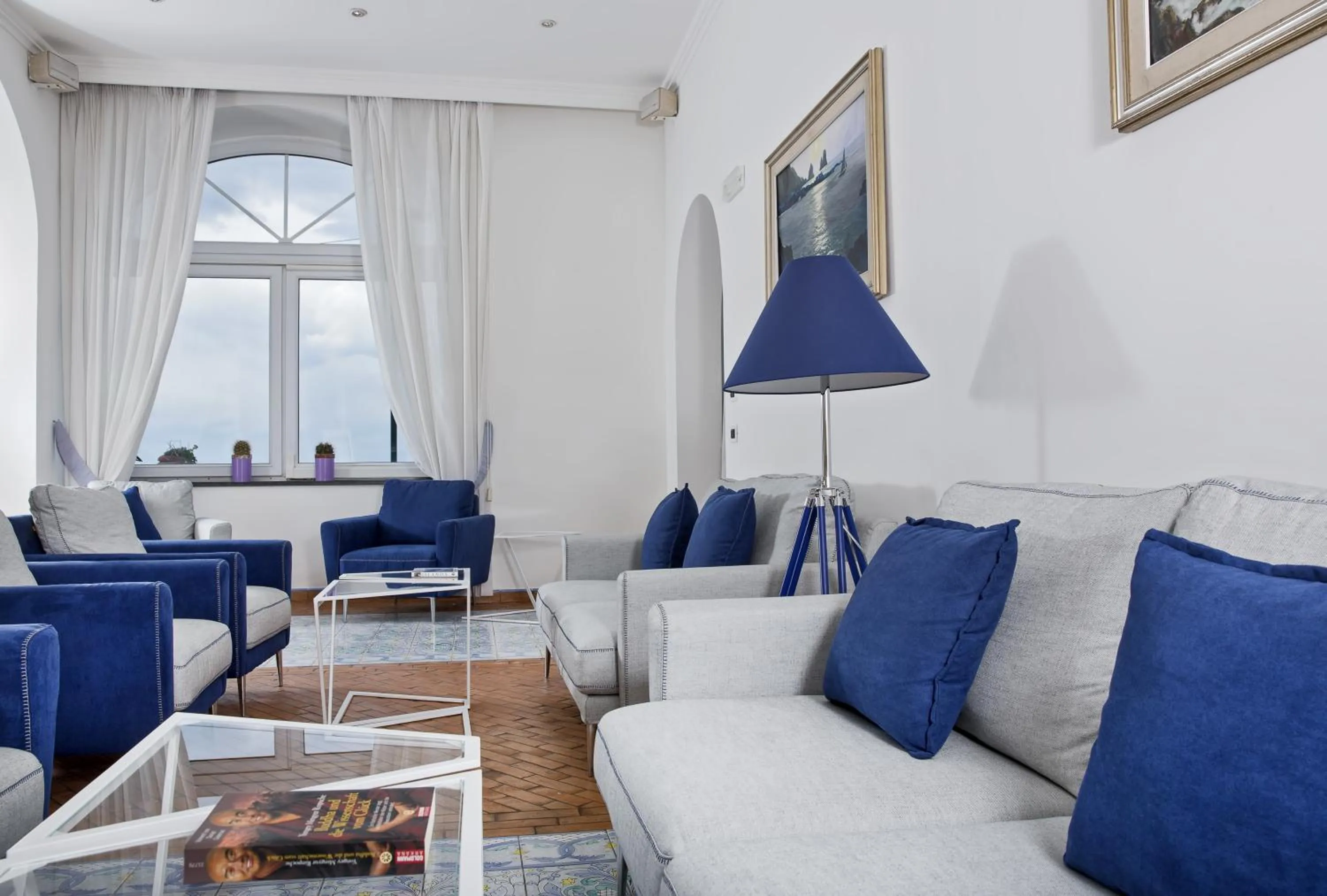 Lounge or bar in Relais Maresca Luxury Small Hotel & Terrace Restaurant