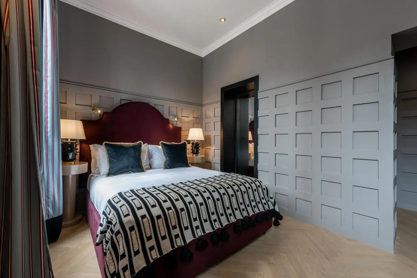 Photo of the whole room, Bed in The Couper Sant'Andrea