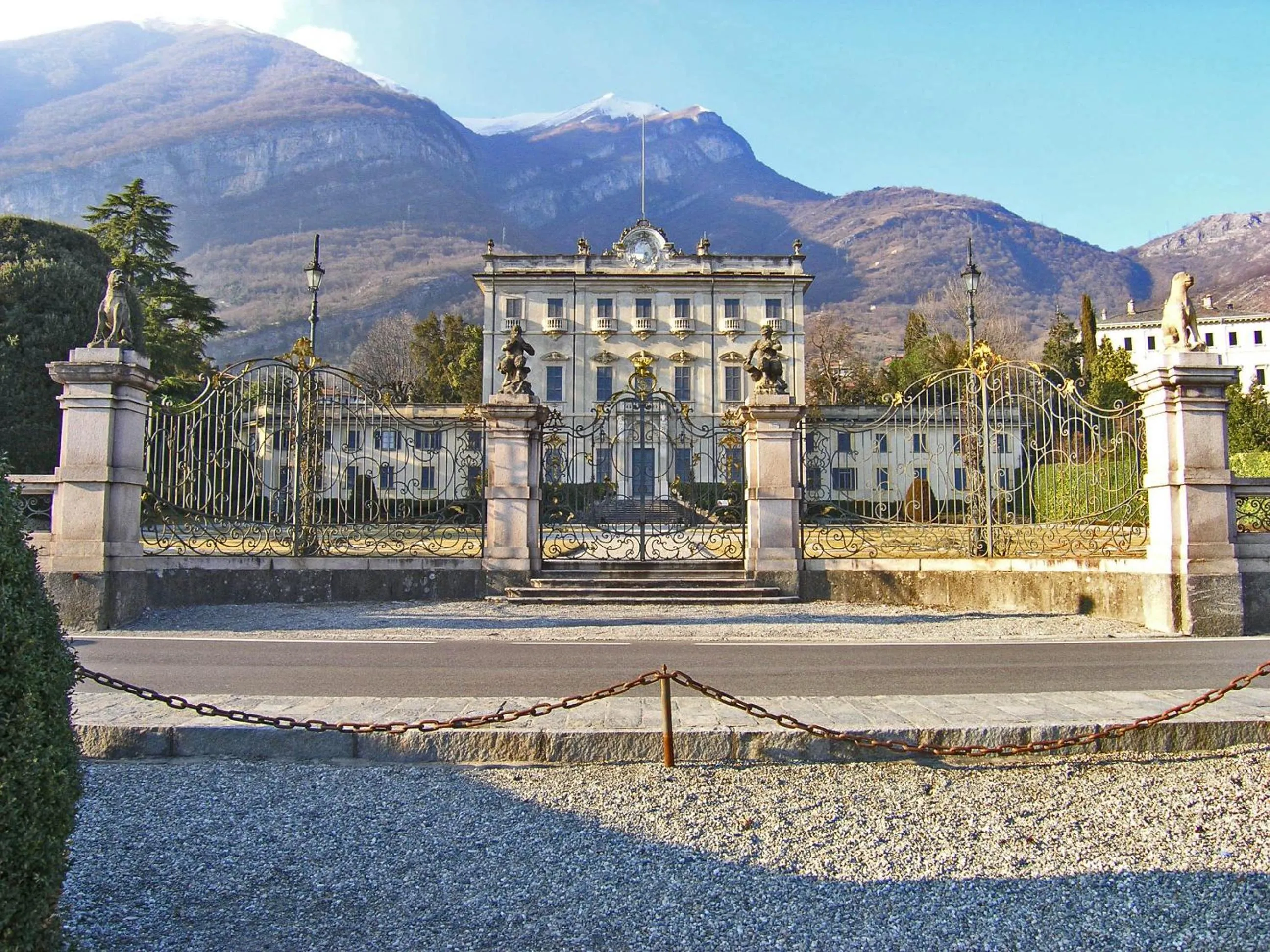 Nearby landmark in Hotel Europa