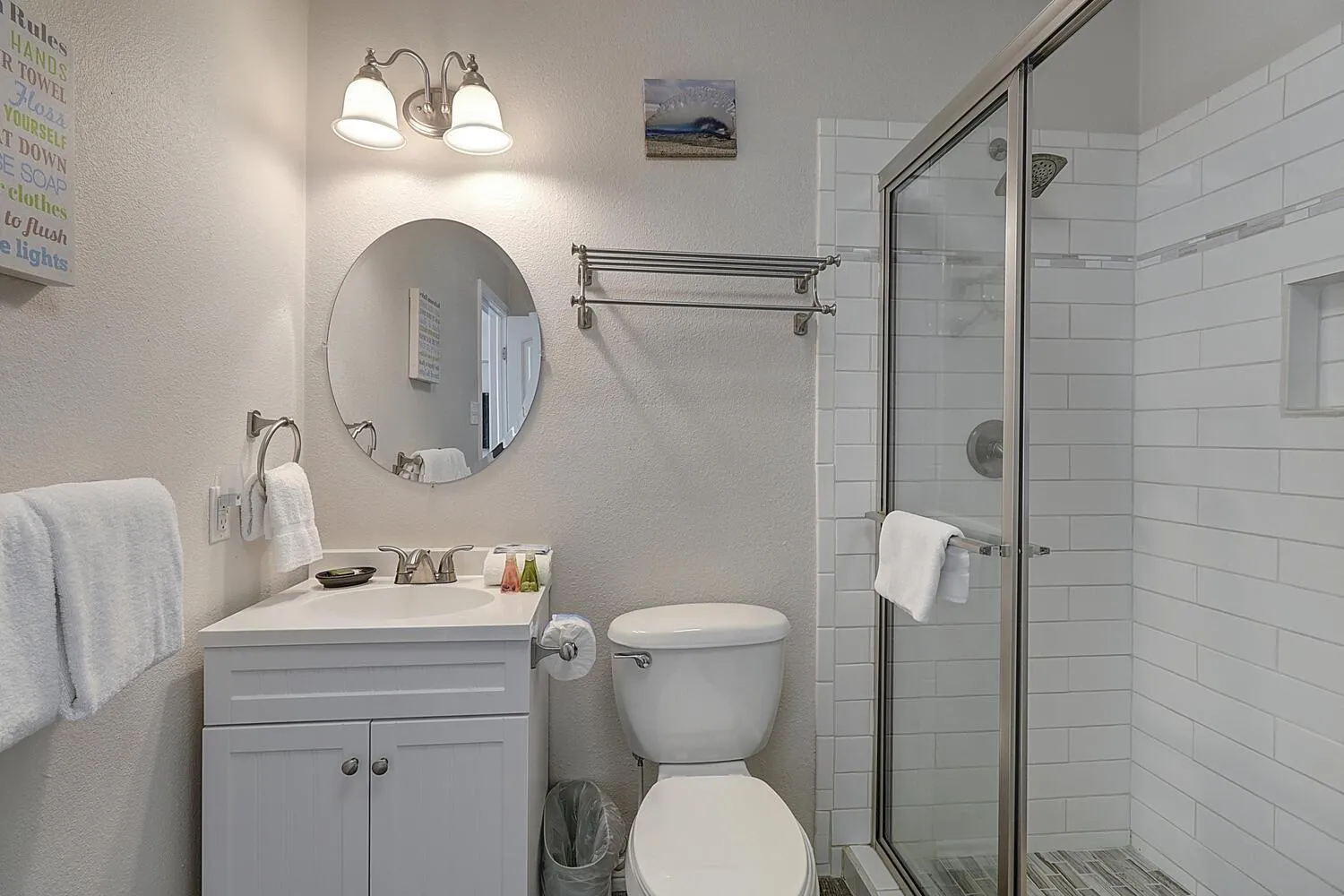 Other in It Is Fine LCV26 Pet Friendly