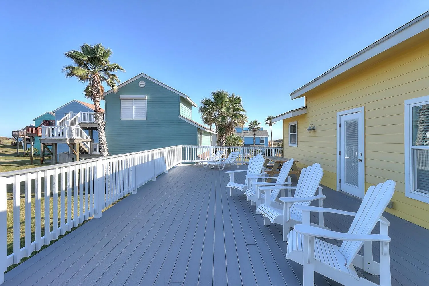 Other in It Is Fine LCV26 Pet Friendly