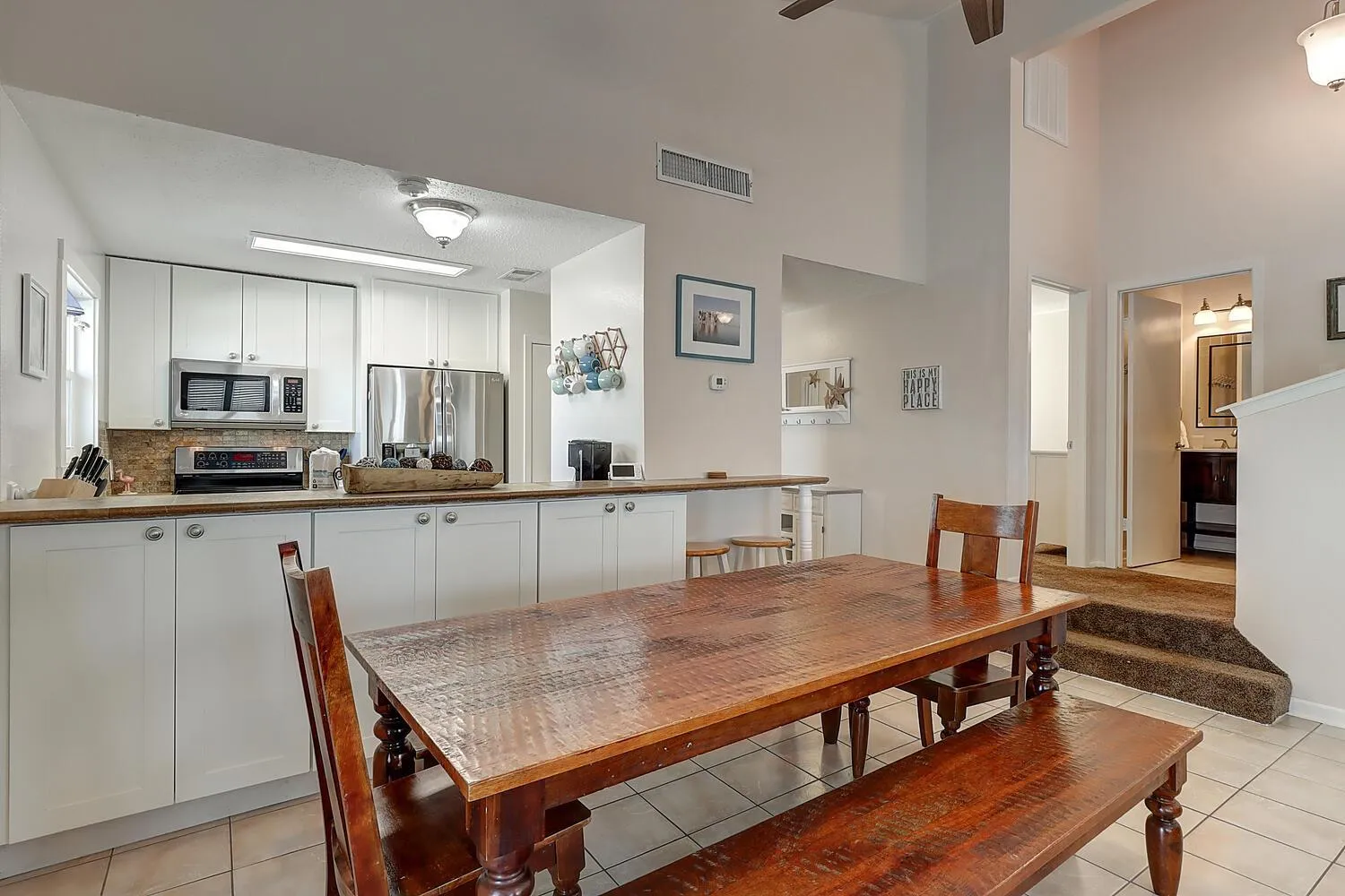 Other in It Is Fine LCV26 Pet Friendly