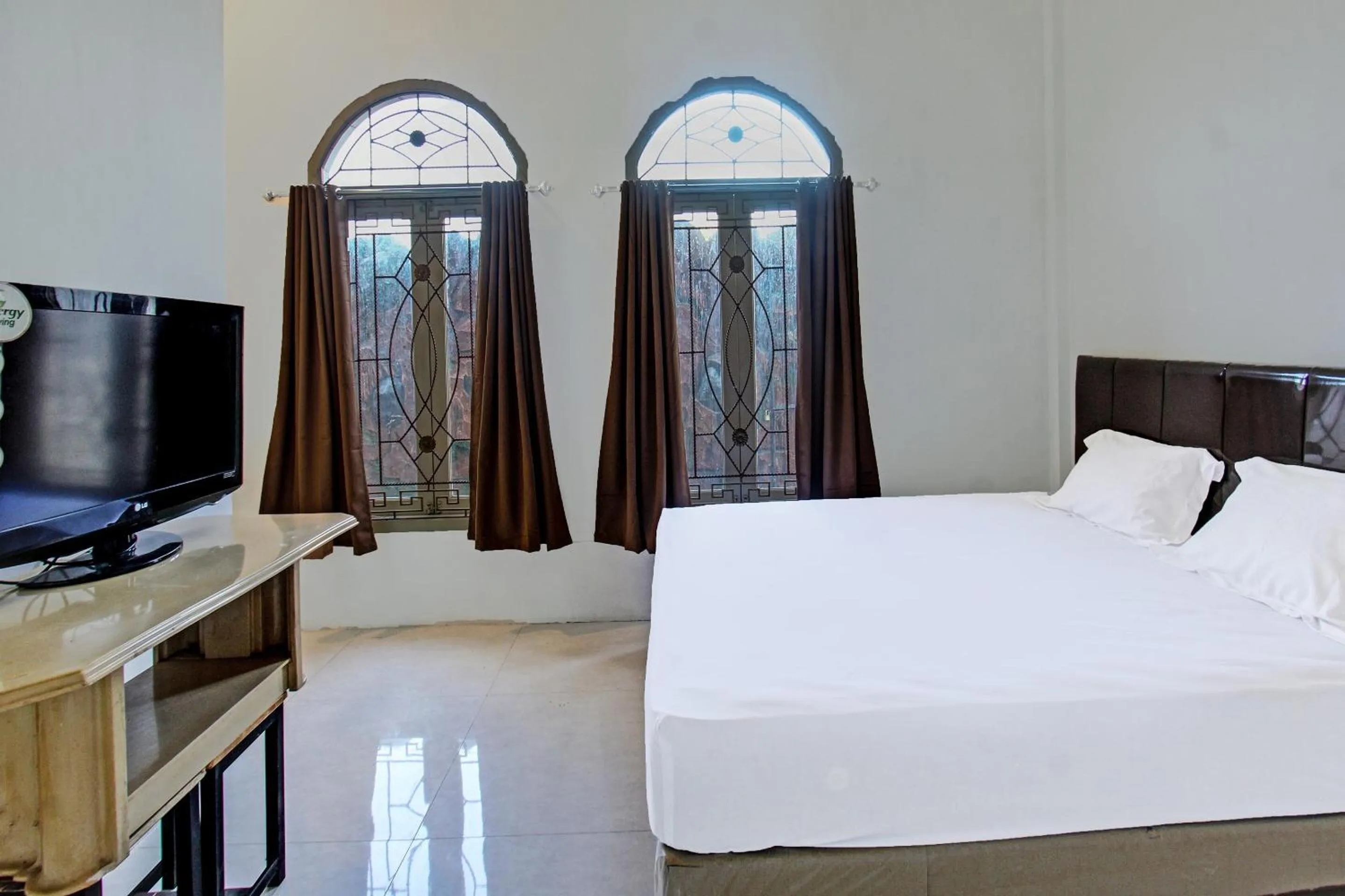 Bedroom, Bed in Hotel O Ayu Bypass MansionNearBundaran Gerung