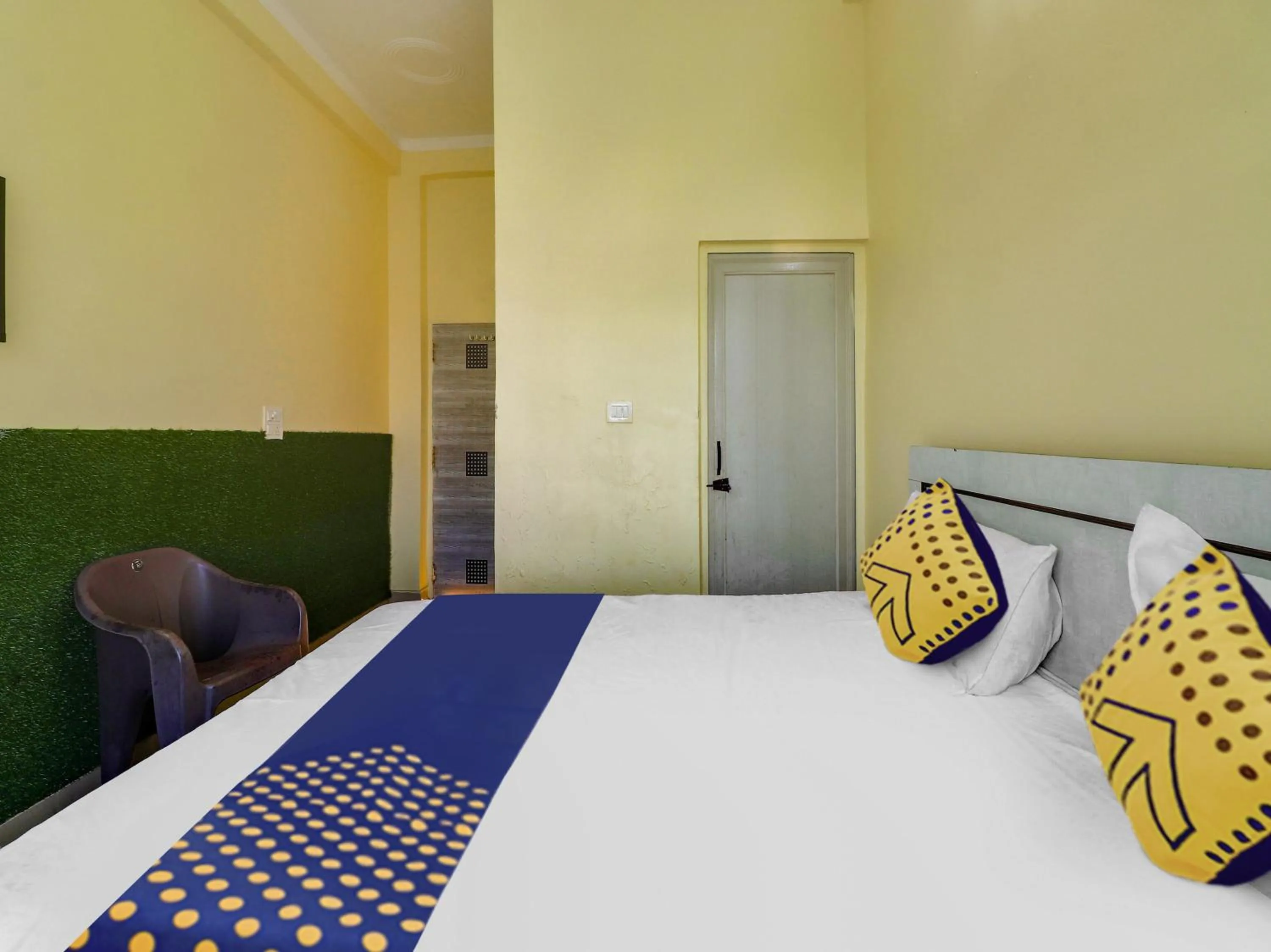 Bedroom in Hotel O Mount View