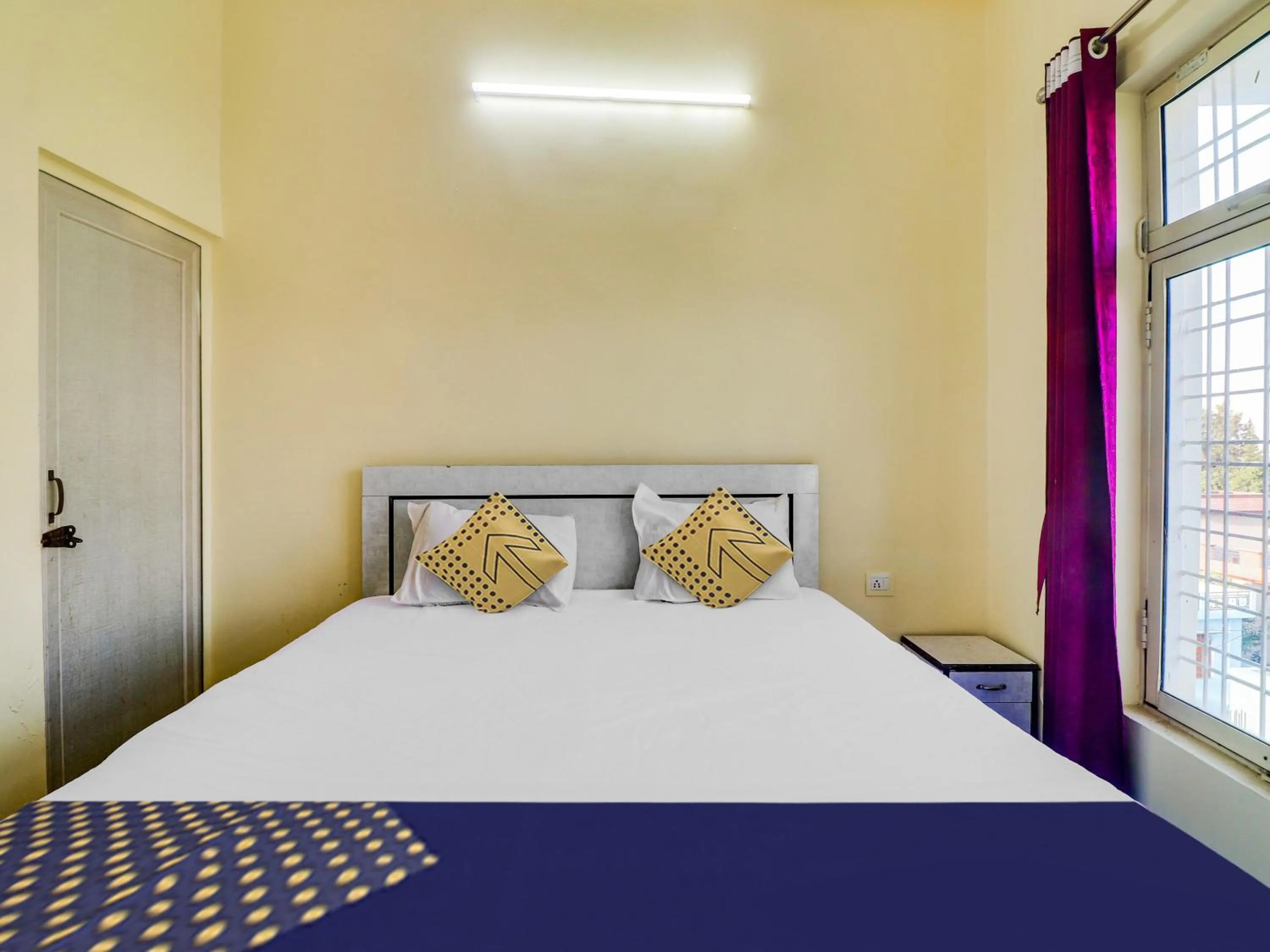 Bedroom in Hotel O Mount View