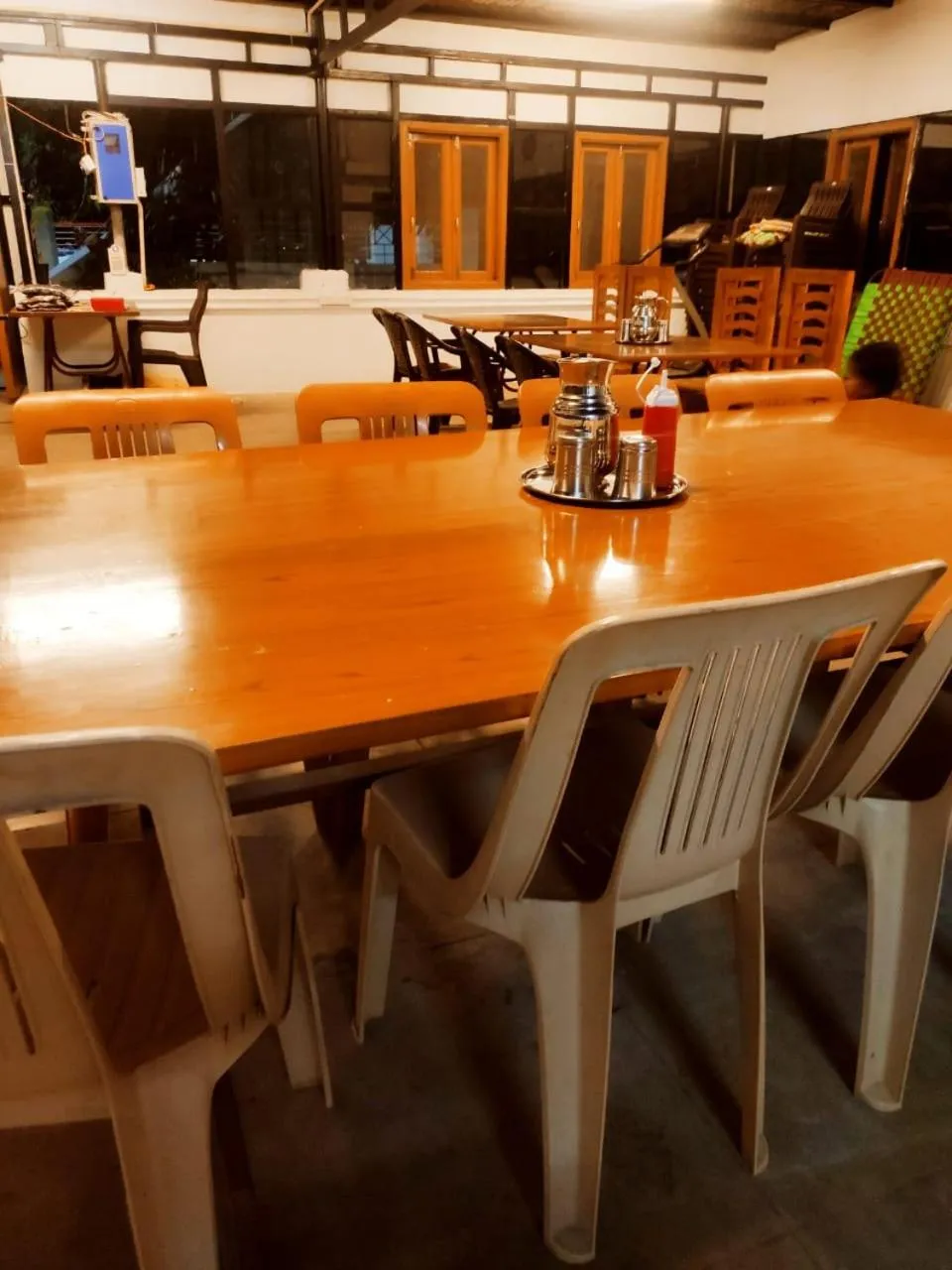 Restaurant/places to eat in Bhavan Resorts