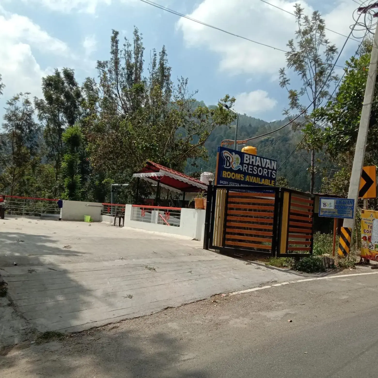 Property building in Bhavan Resorts Property building in Bhavan Resorts