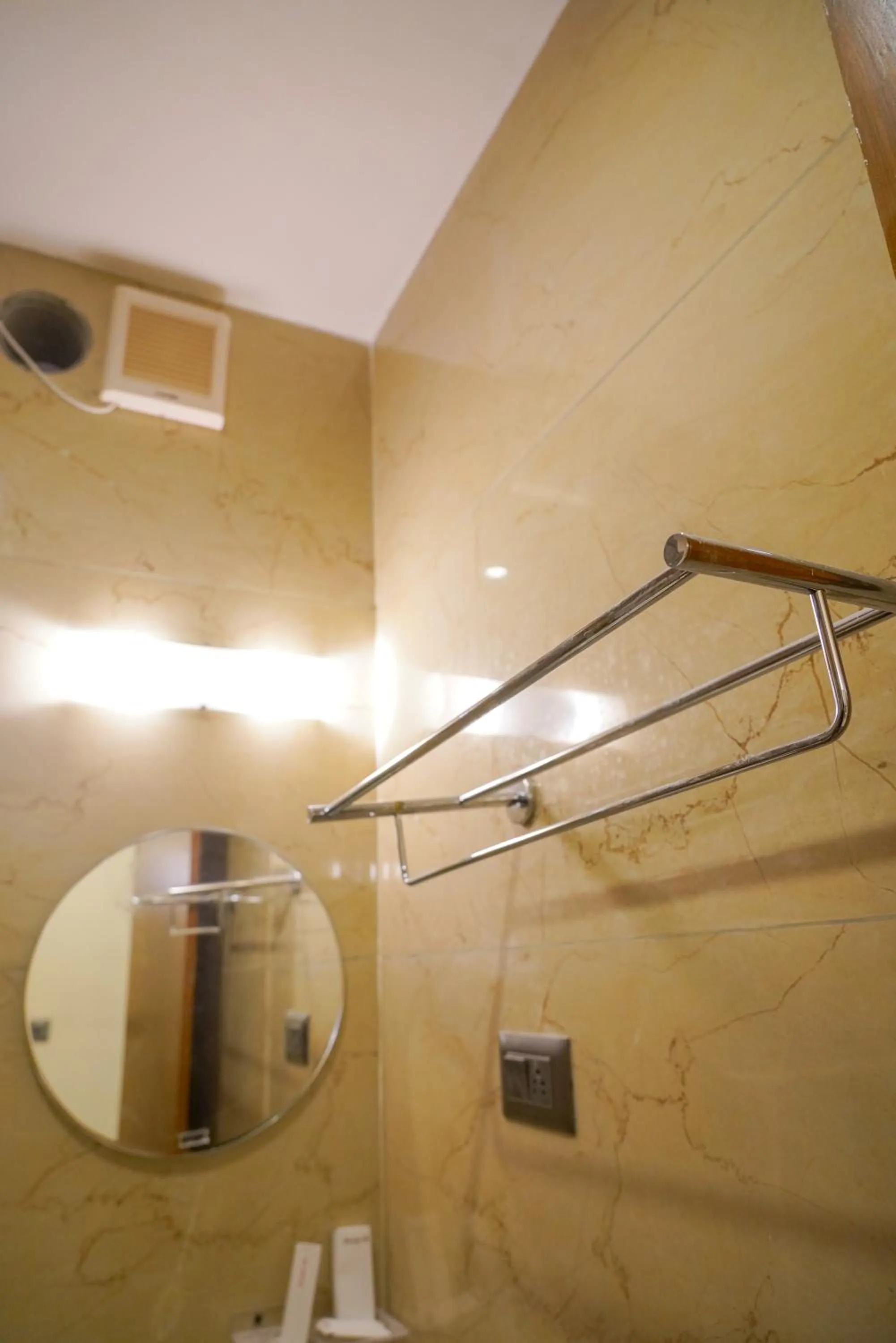 Bathroom in Bhavan Resorts