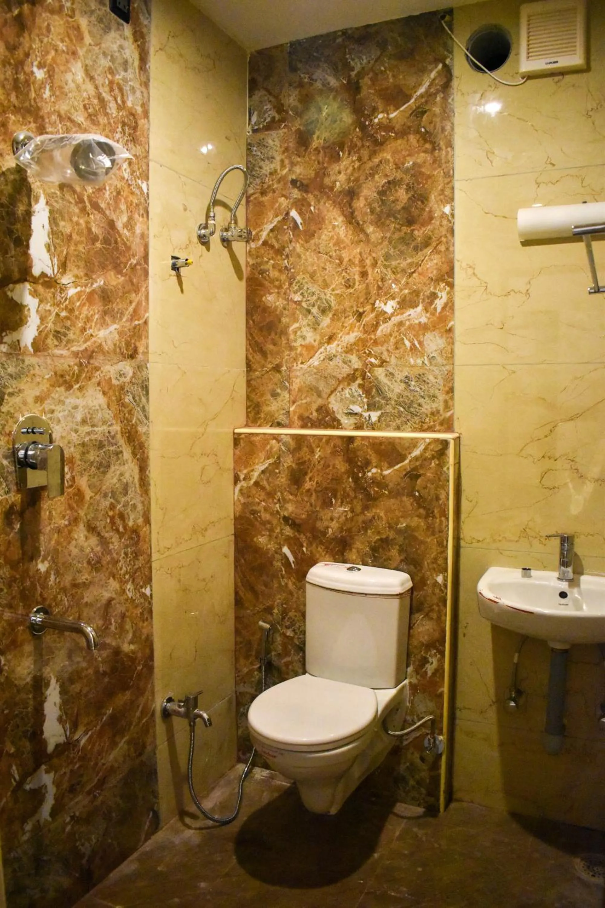 Shower in Bhavan Resorts