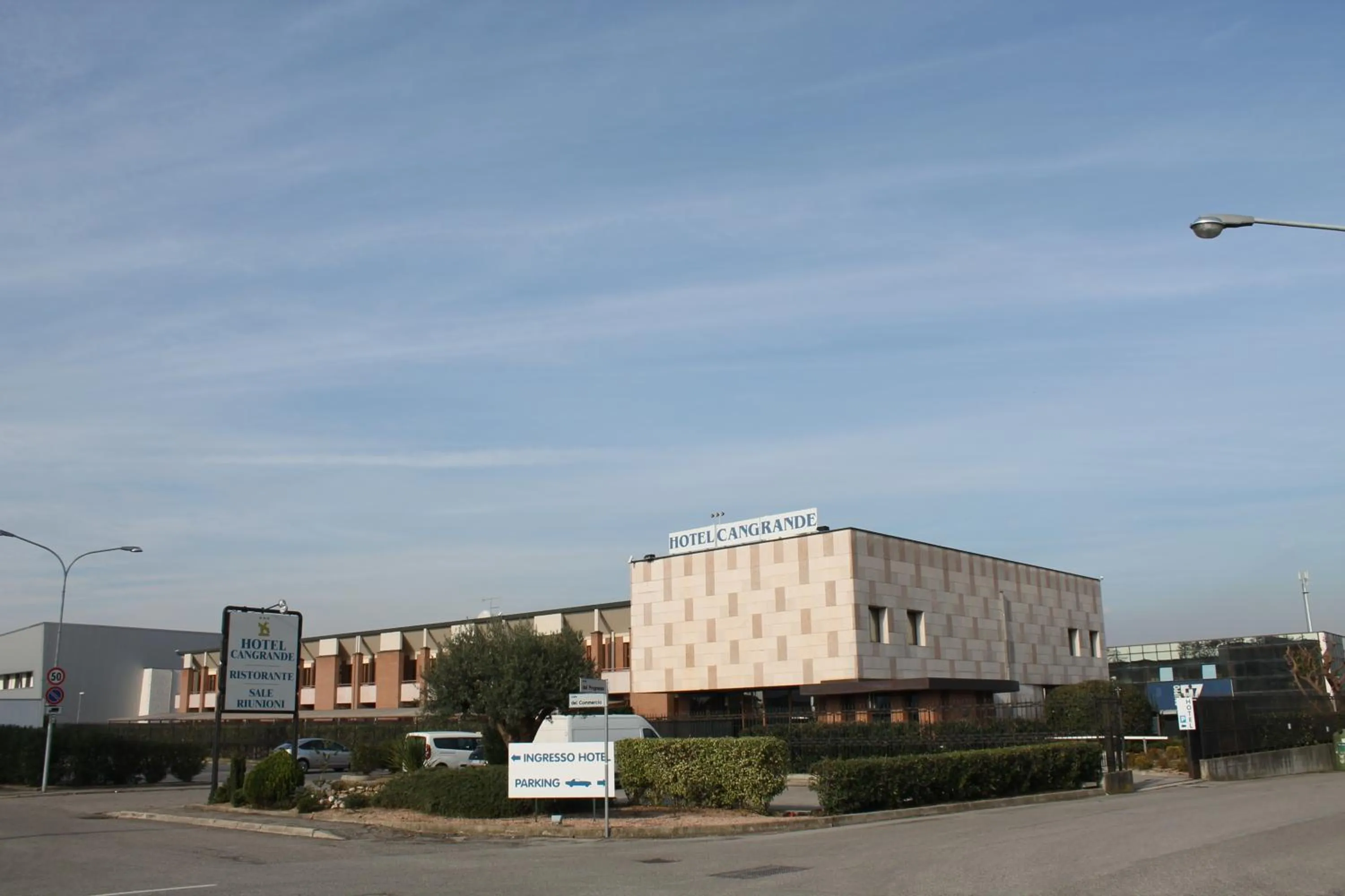 Property building in Hotel Cangrande Di Soave