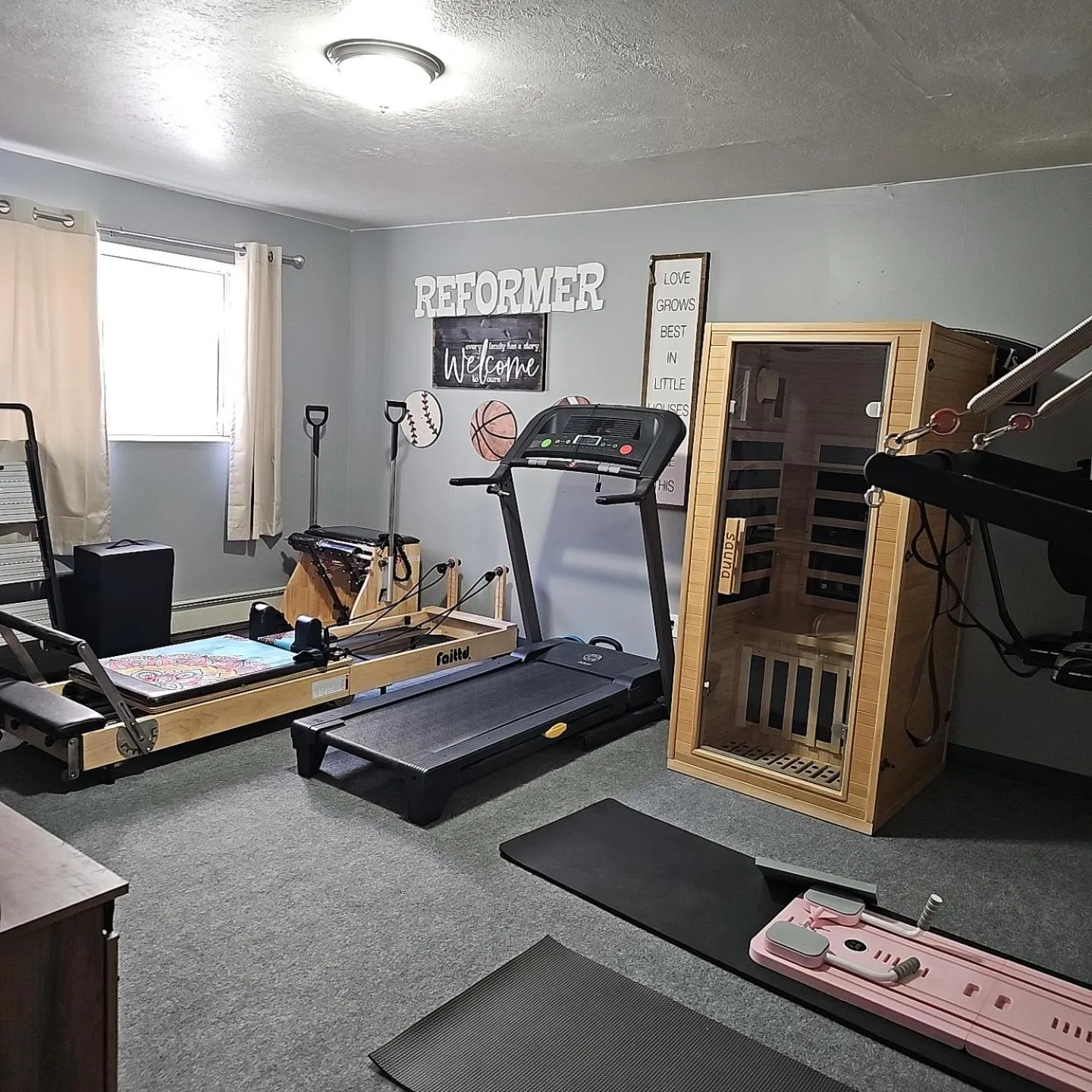 Property building in Jefferson Inn