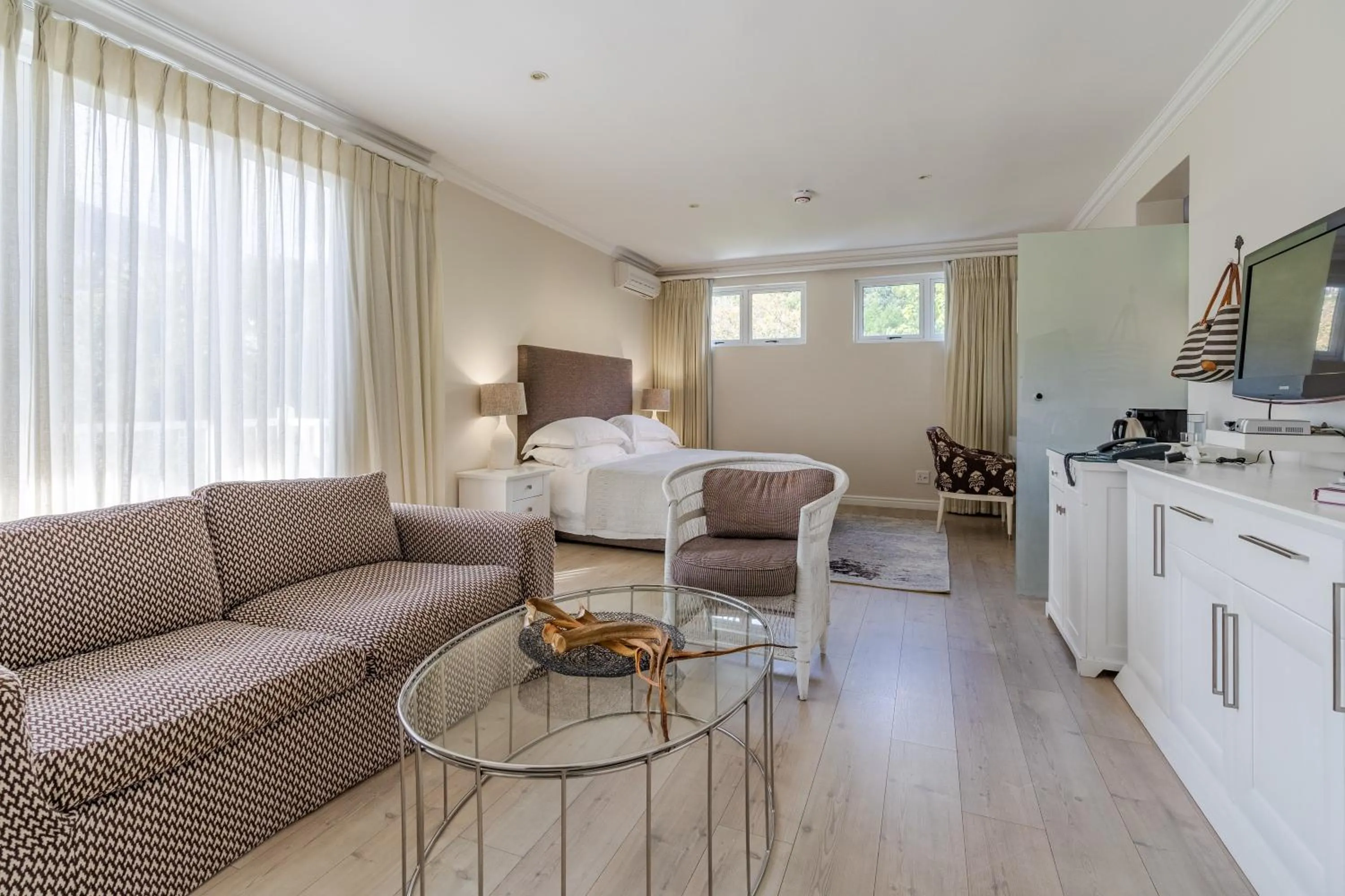 Photo of the whole room in Sea Five Boutique Hotel