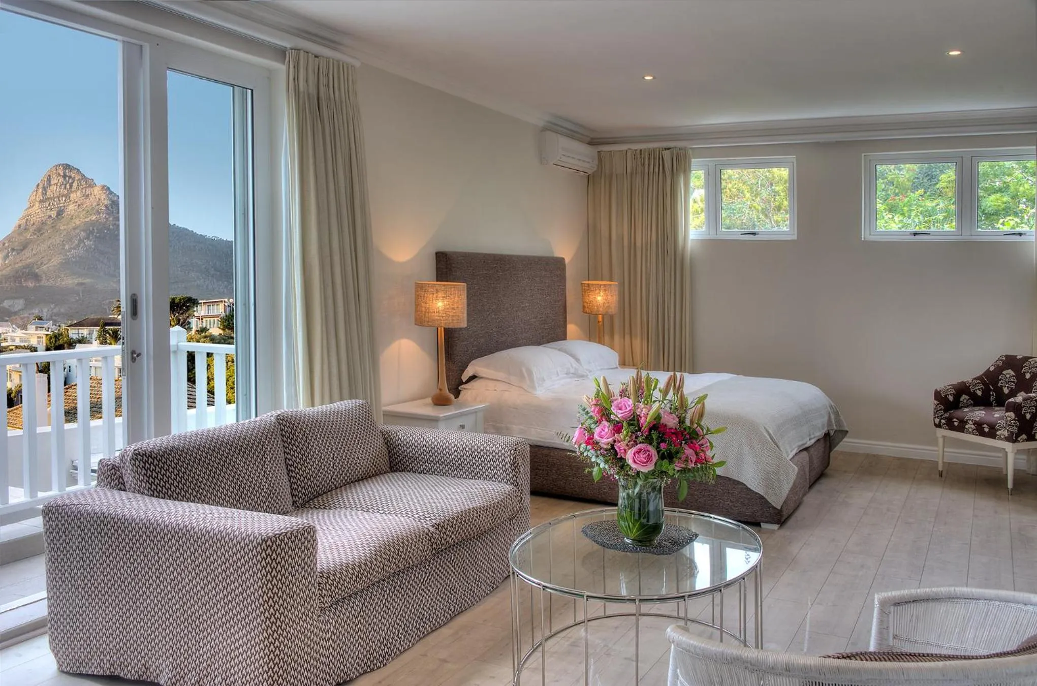 Photo of the whole room, Bed in Sea Five Boutique Hotel