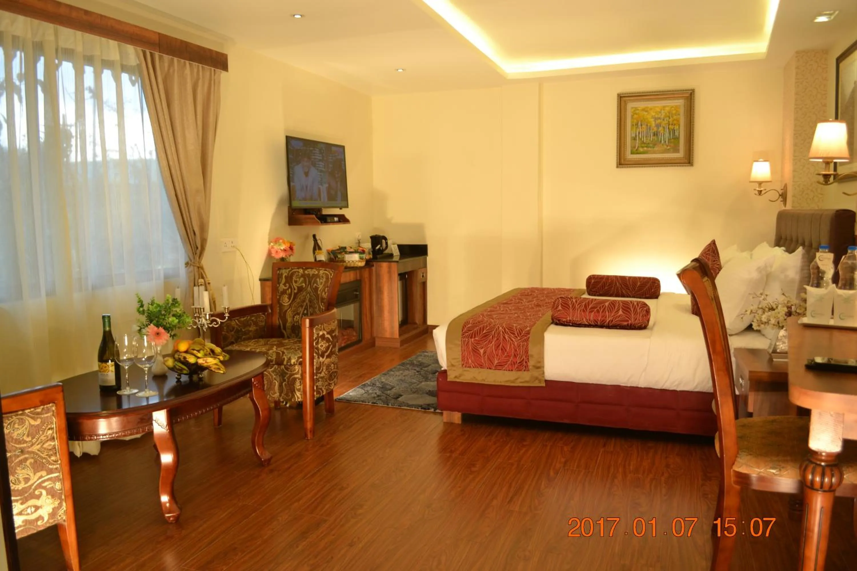 Bedroom, Bed in Crescent Resort, Darjeeling