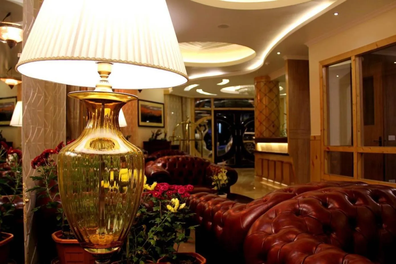 Lobby or reception in Crescent Resort, Darjeeling