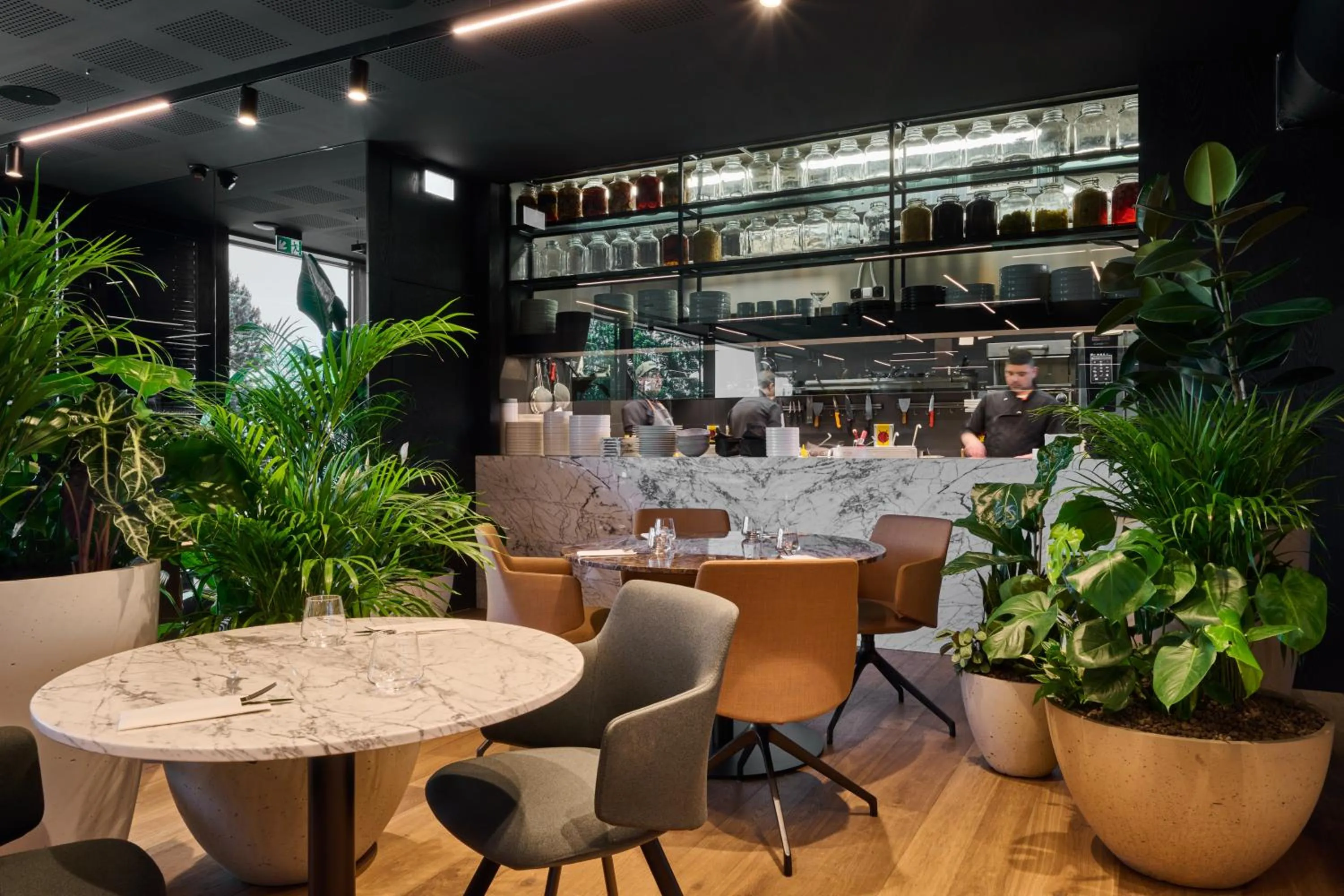 Restaurant/places to eat in ABA Apartments