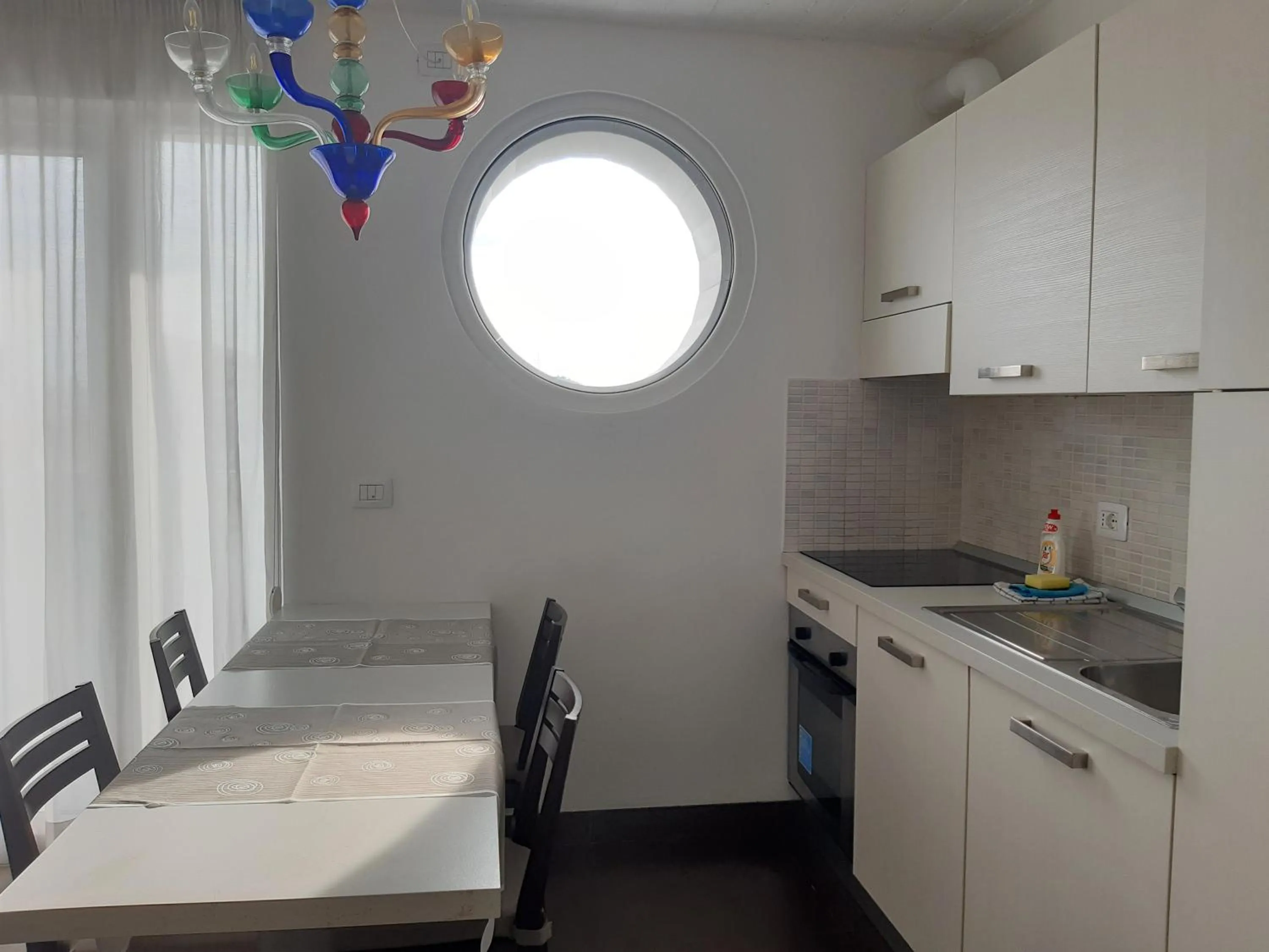 Kitchen or kitchenette in Appart-Hotel Holiday