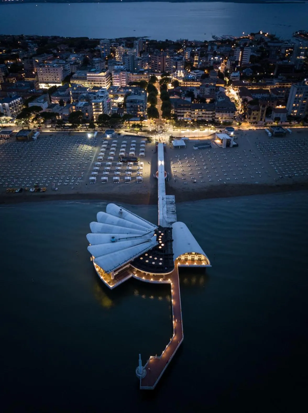 Beach in Appart-Hotel Holiday