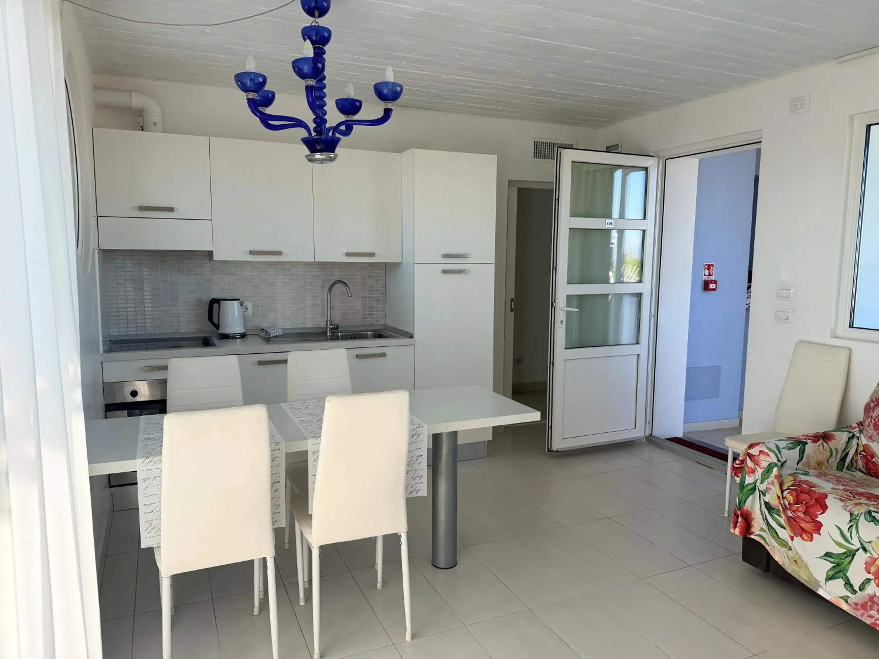 Kitchen or kitchenette in Aparthotel Holiday