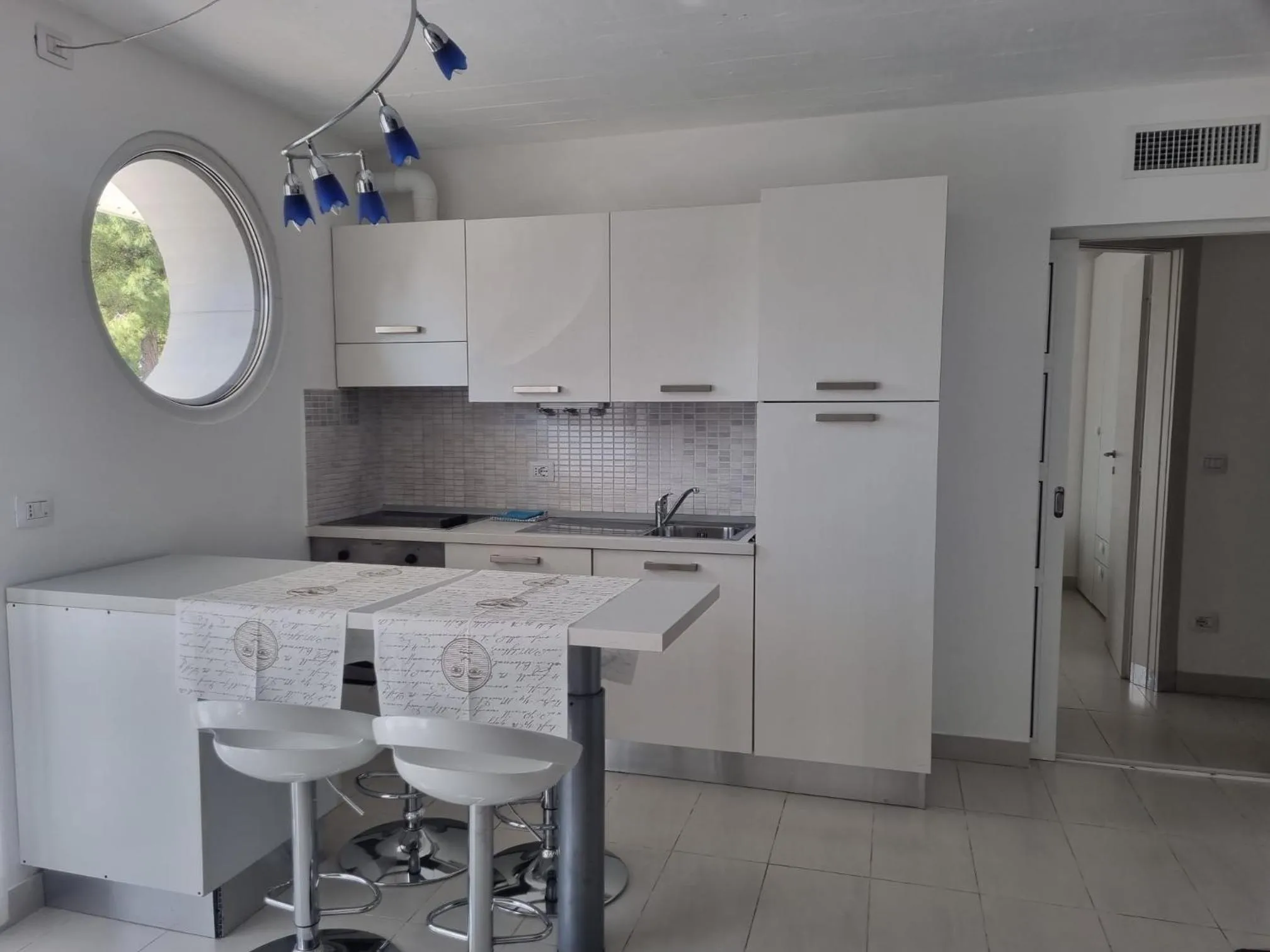 Kitchen or kitchenette in Appart-Hotel Holiday