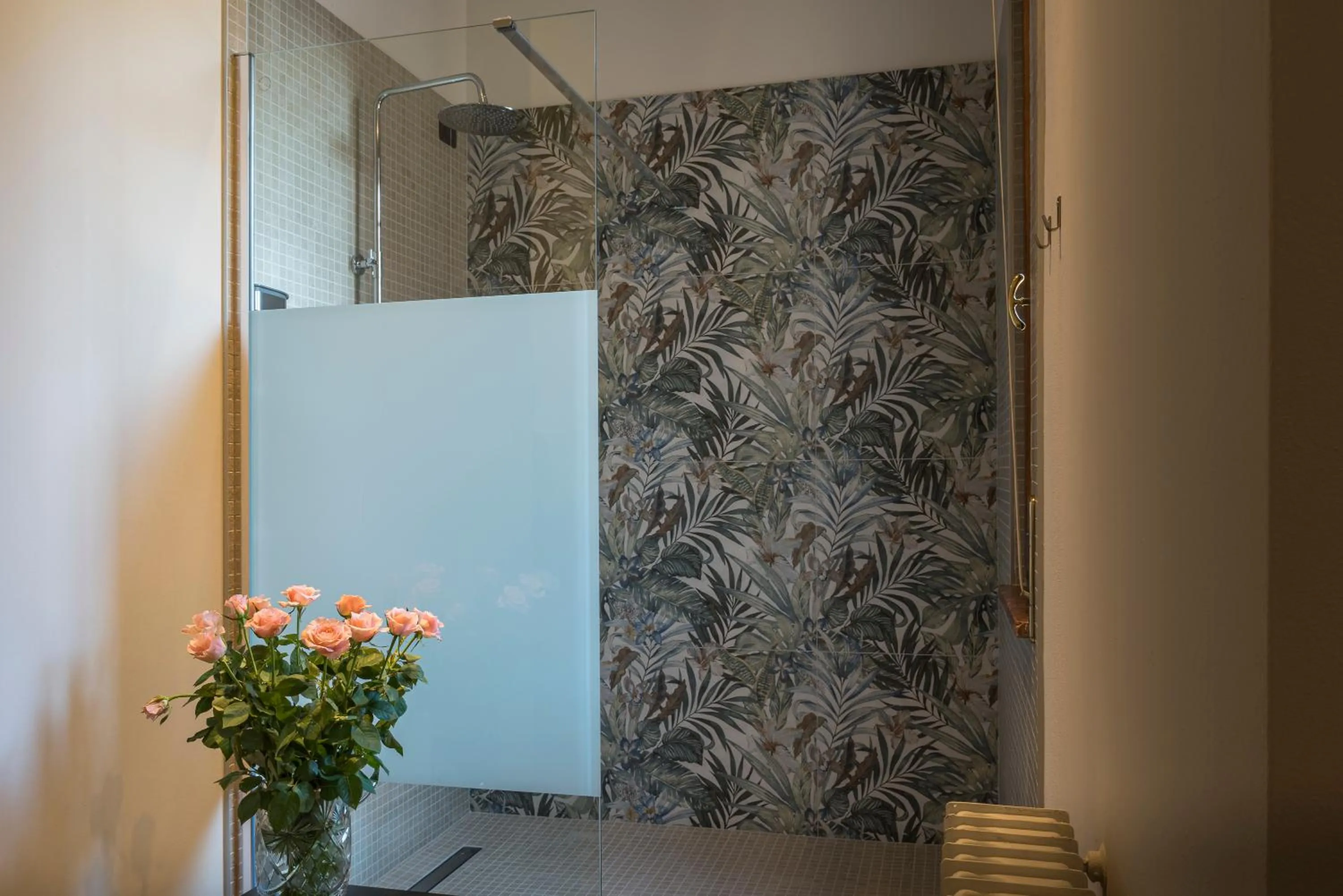 Shower in Hotel Gardenia Sirmione