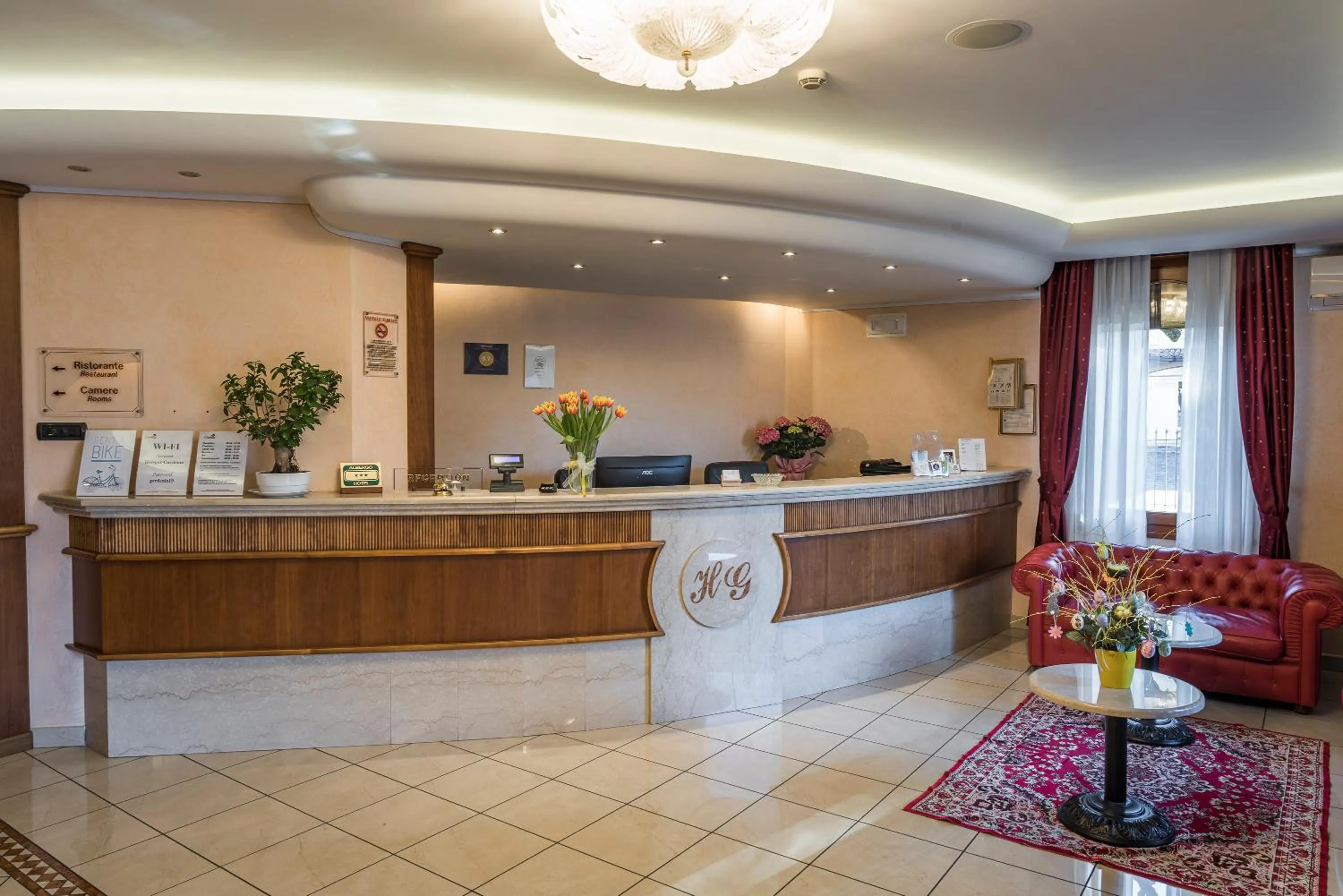 Lobby or reception in Hotel Gardenia Sirmione